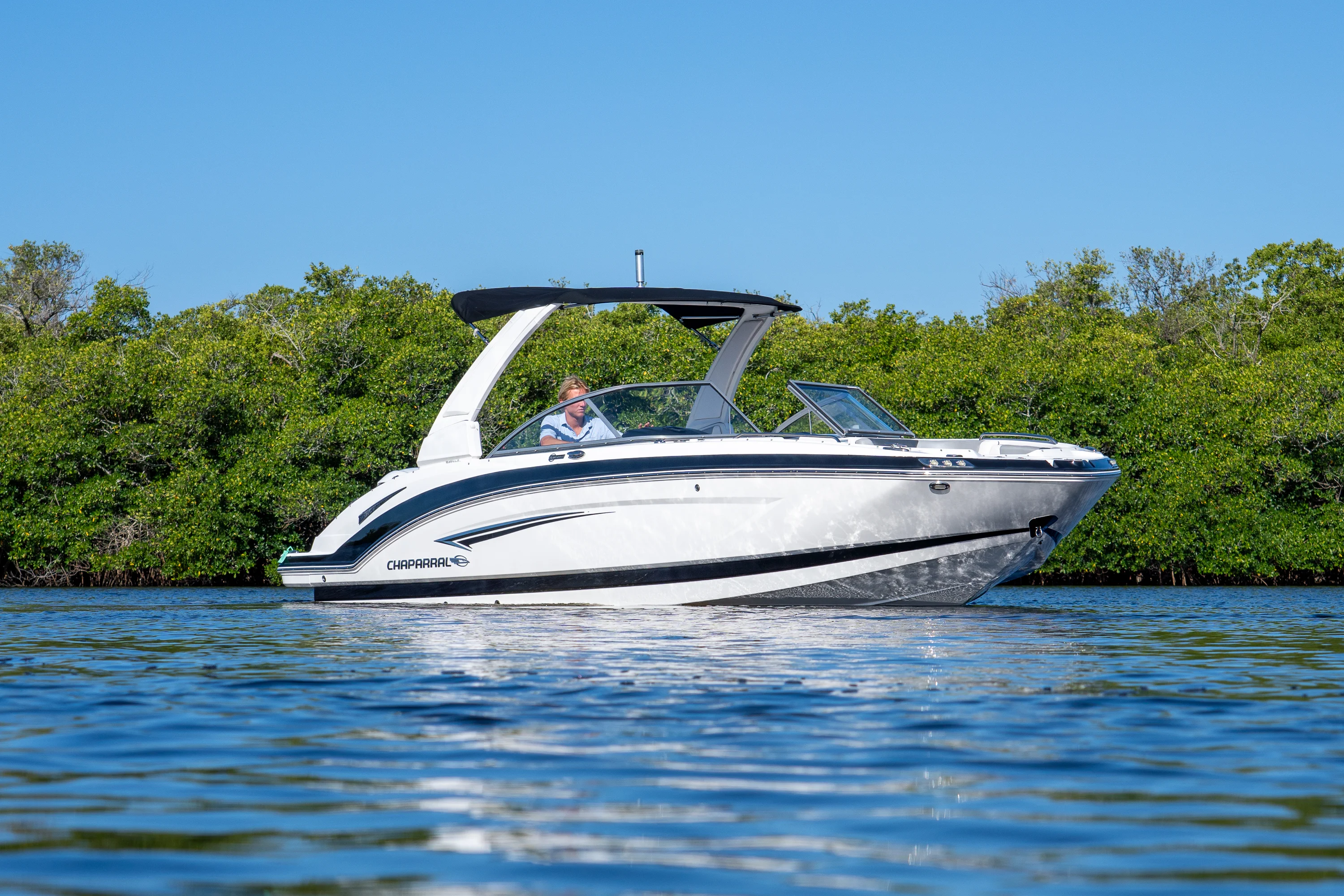 2019 Chaparral SUNCOAST 250 Image Thumbnail #22