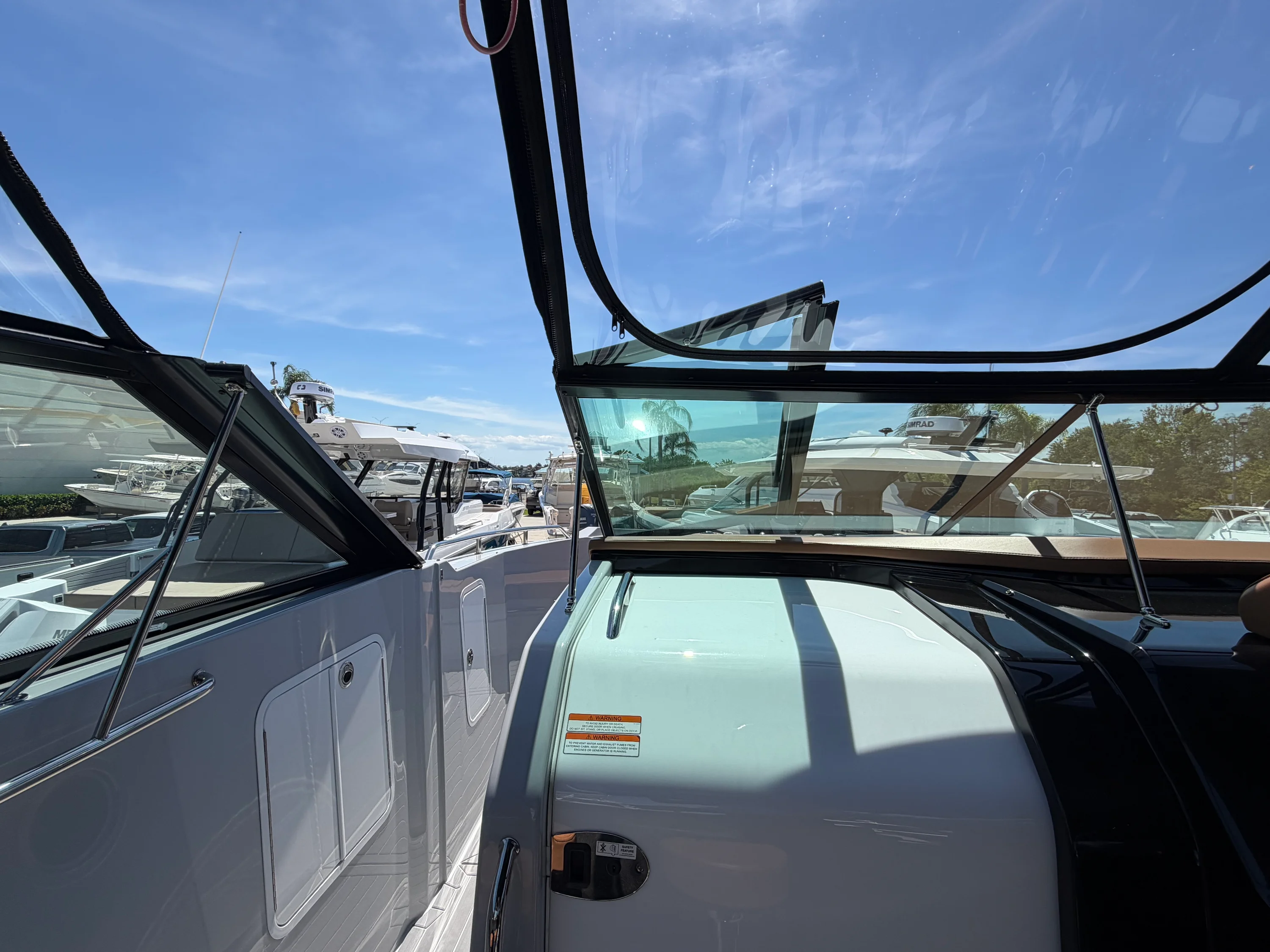 2024 Cruisers Yachts 38 GLS South Beach Outboard Image Thumbnail #25