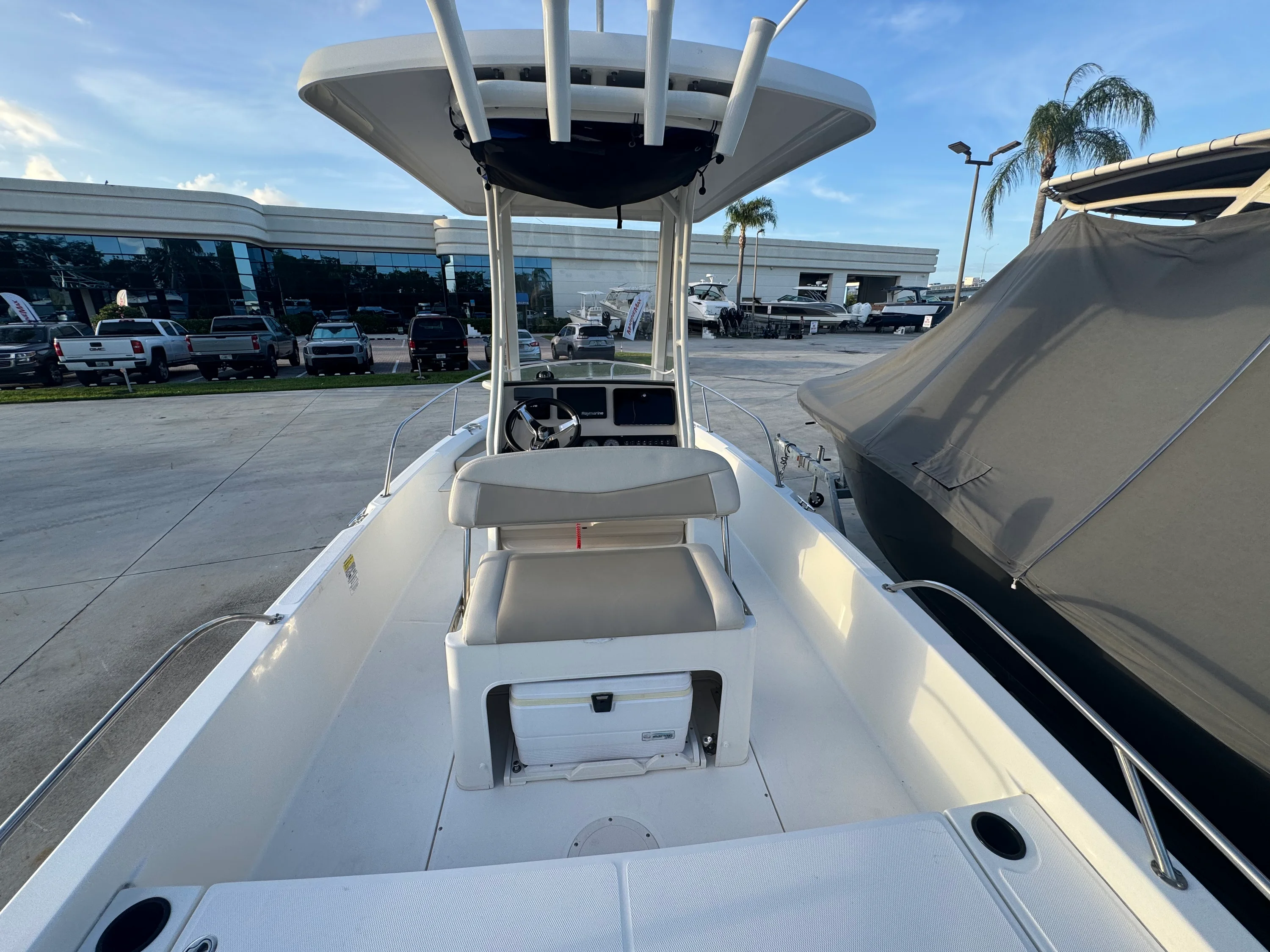 2020 Boston Whaler 210 Dauntless Image Thumbnail #5