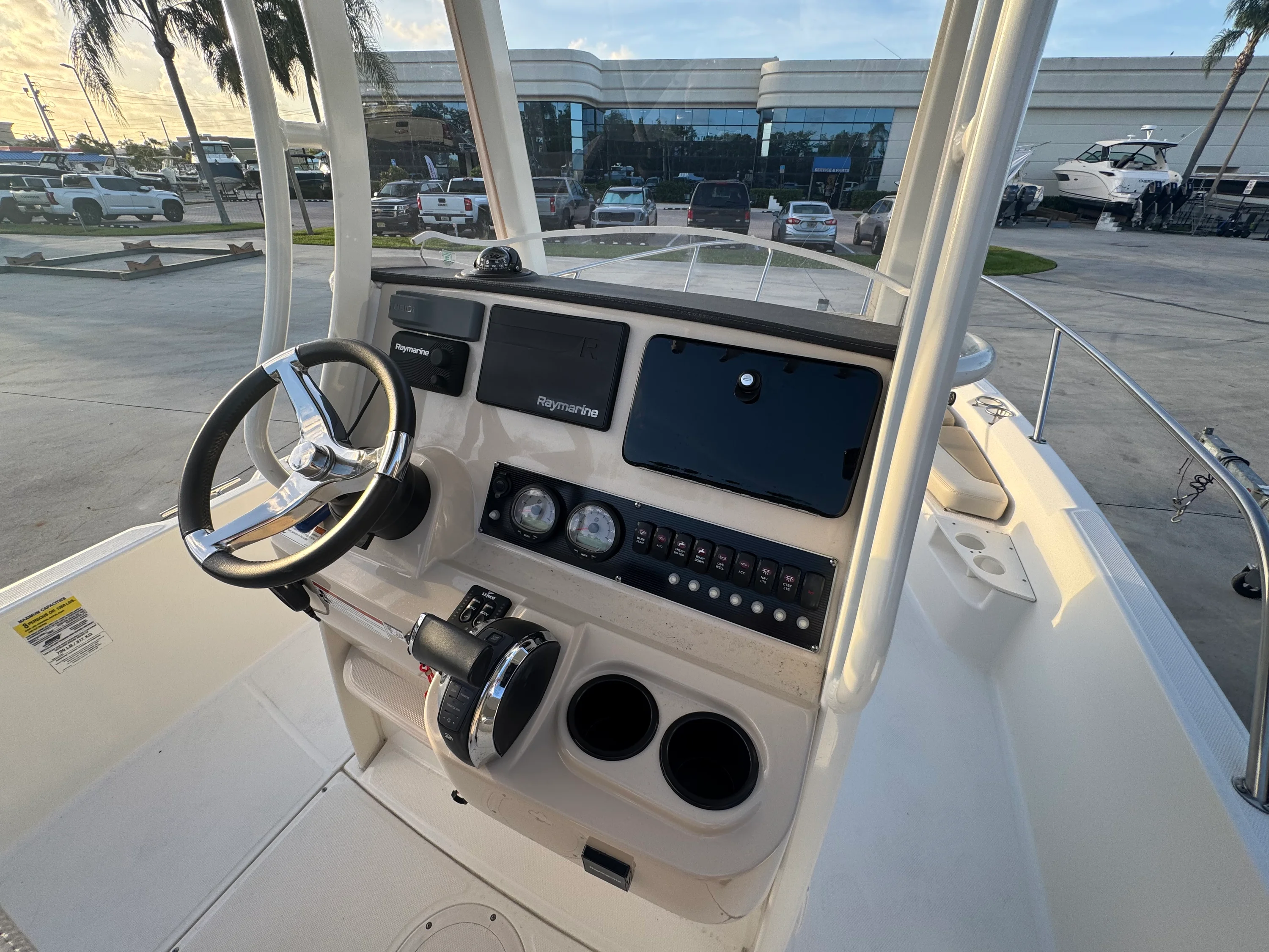 2020 Boston Whaler 210 Dauntless Image Thumbnail #8