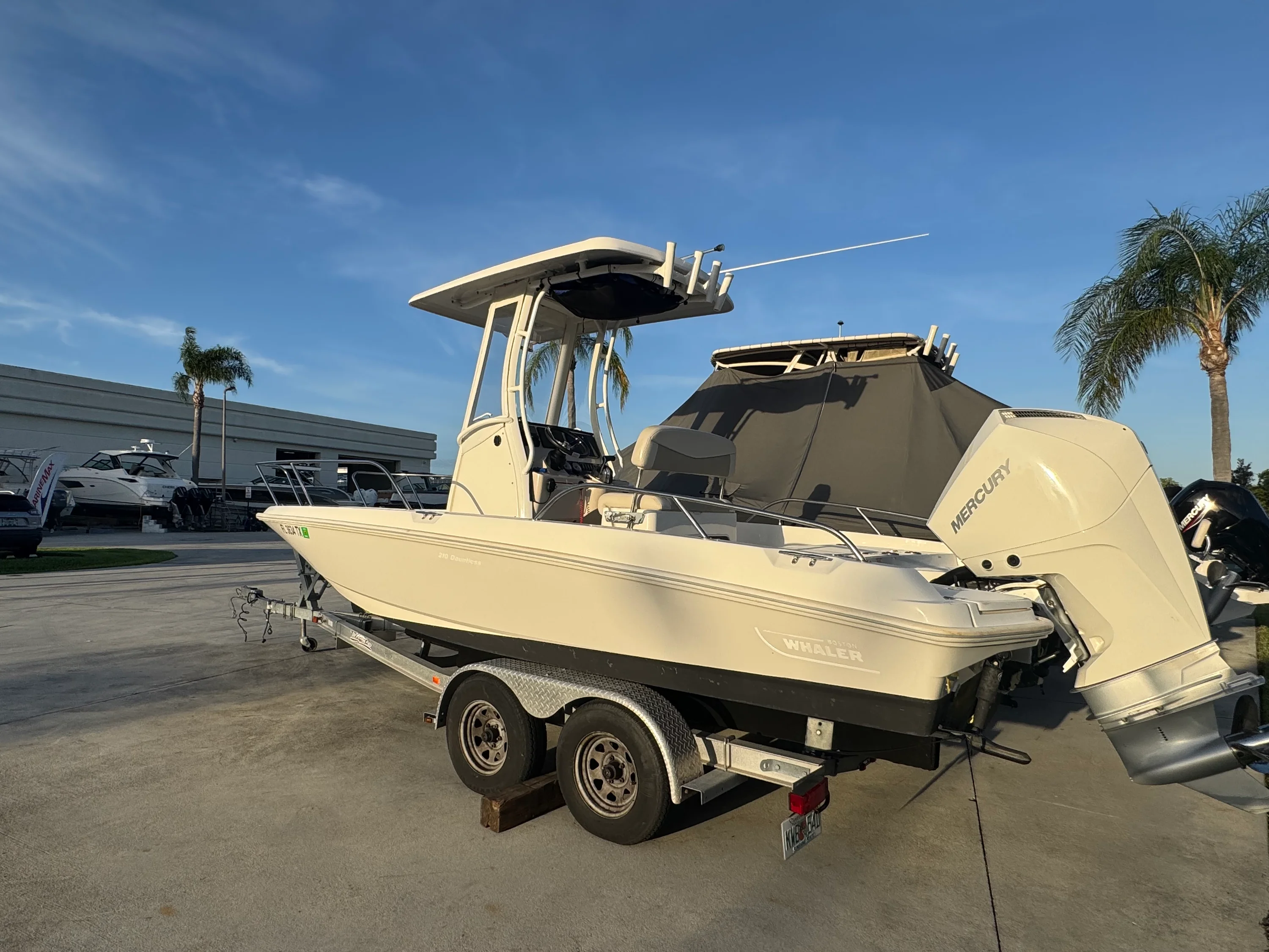 2020 Boston Whaler 210 Dauntless Image Thumbnail #1