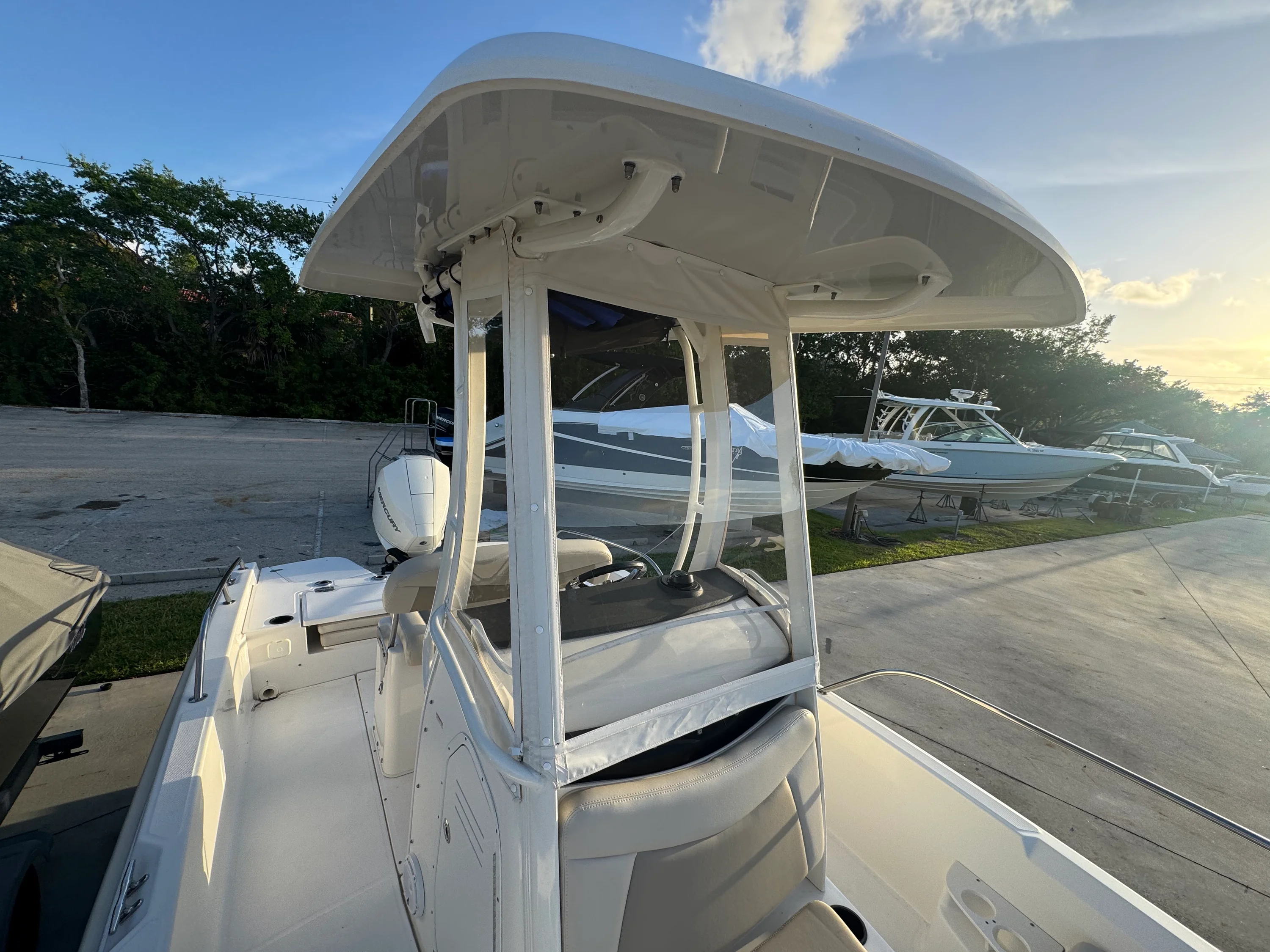 2020 Boston Whaler 210 Dauntless Image Thumbnail #11