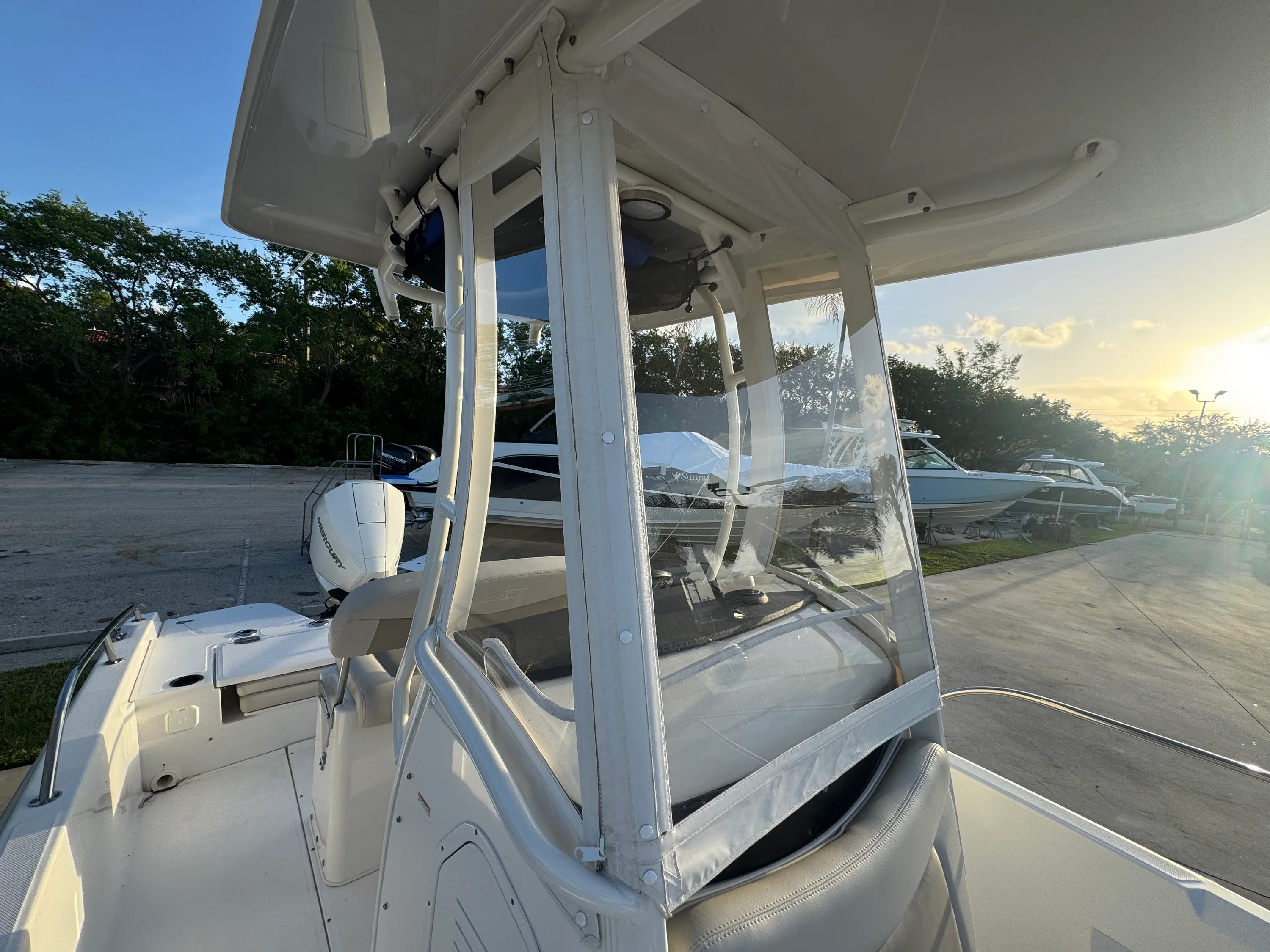 2020 Boston Whaler 210 Dauntless Image Thumbnail #7