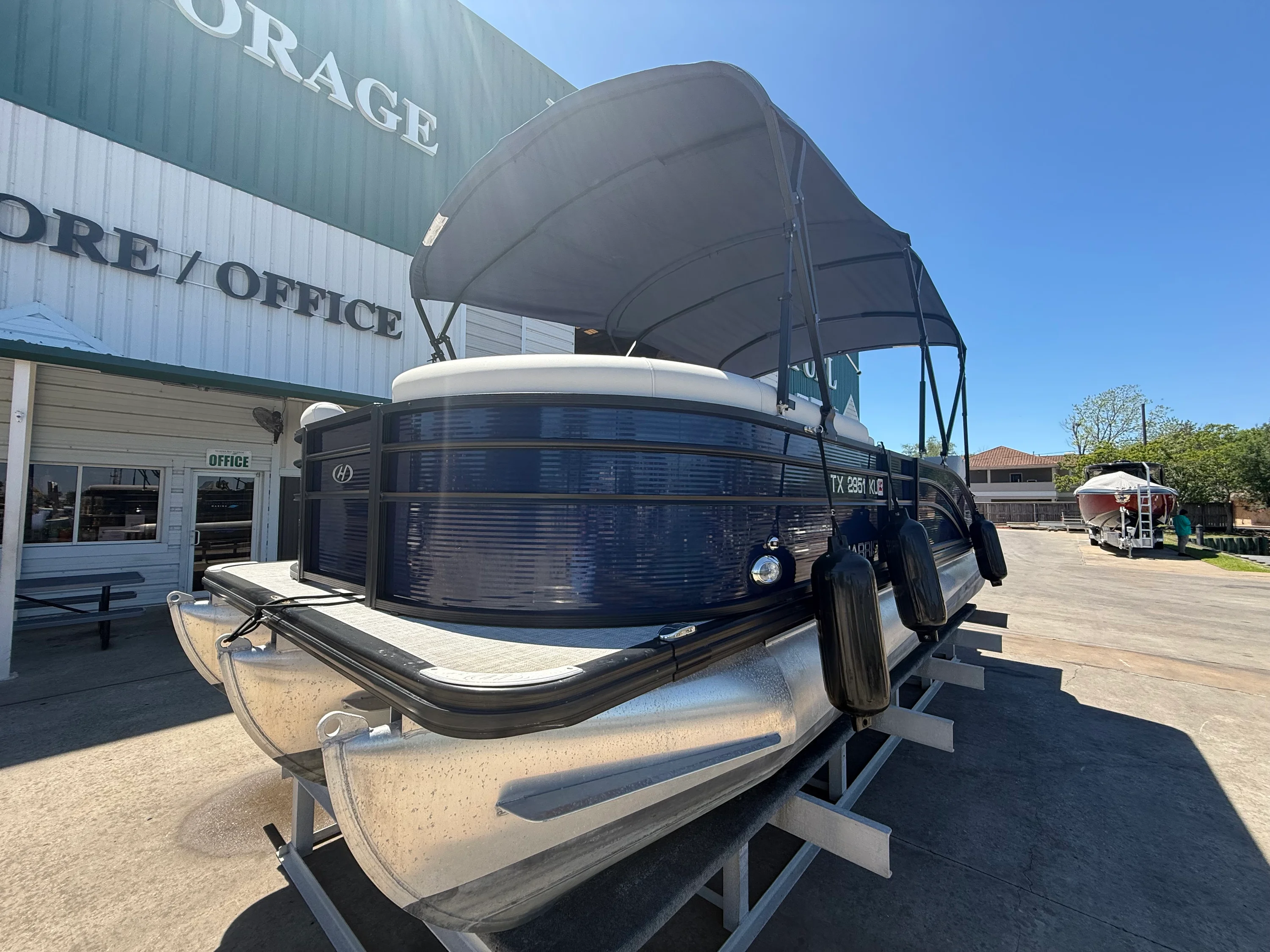 2022 Harris Cruiser 230 Image Thumbnail #5