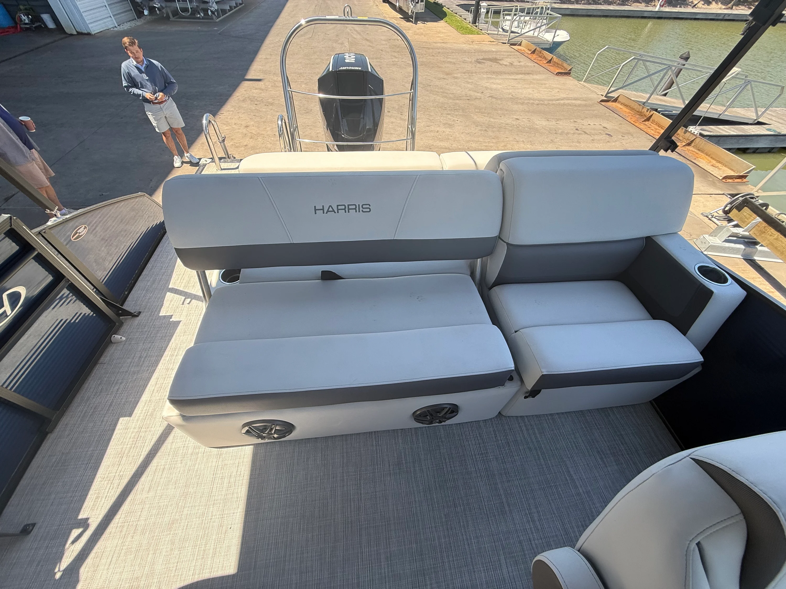 2022 Harris Cruiser 230 Image Thumbnail #8