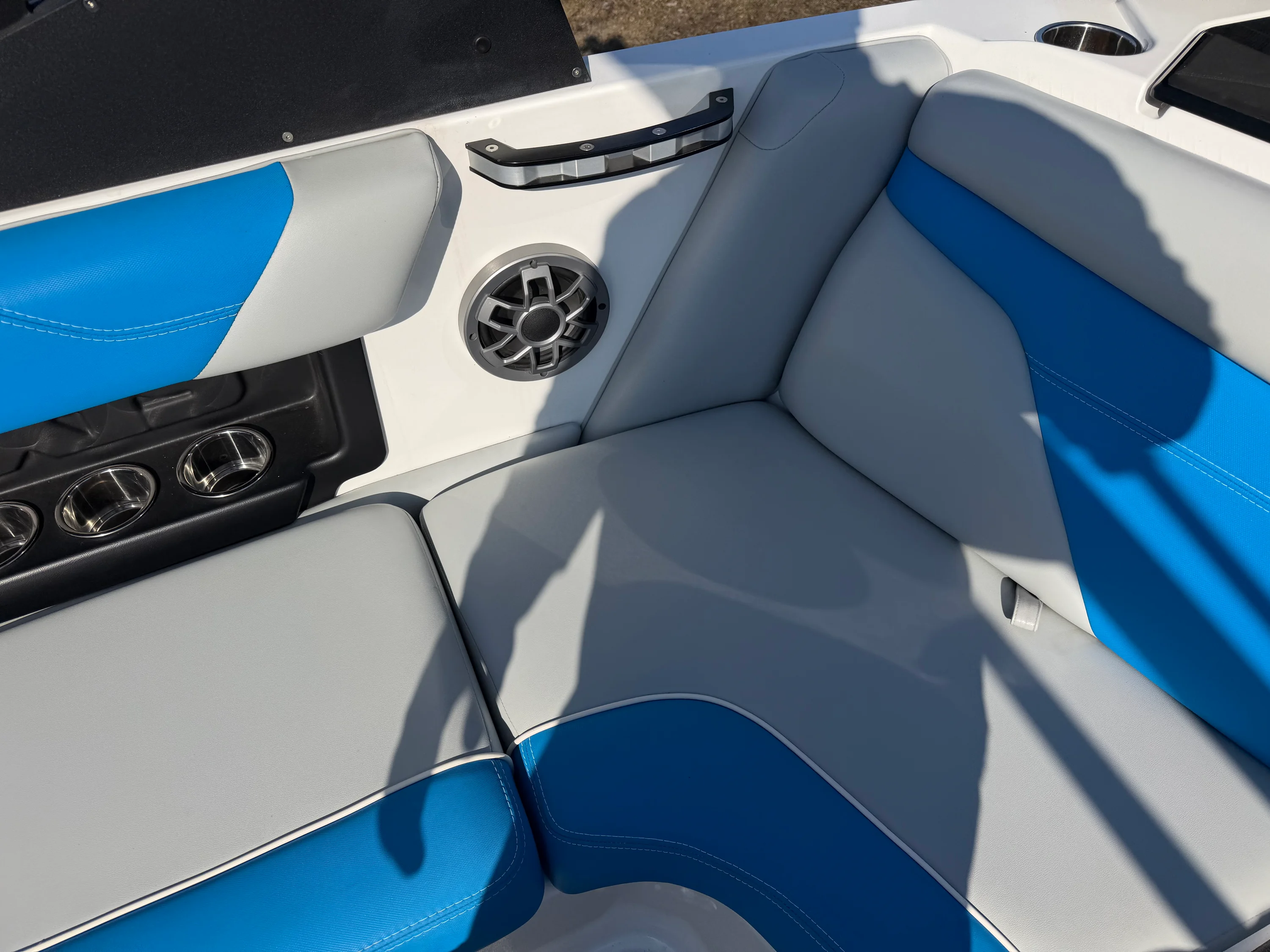 2020 Axis A20 Image Thumbnail #9