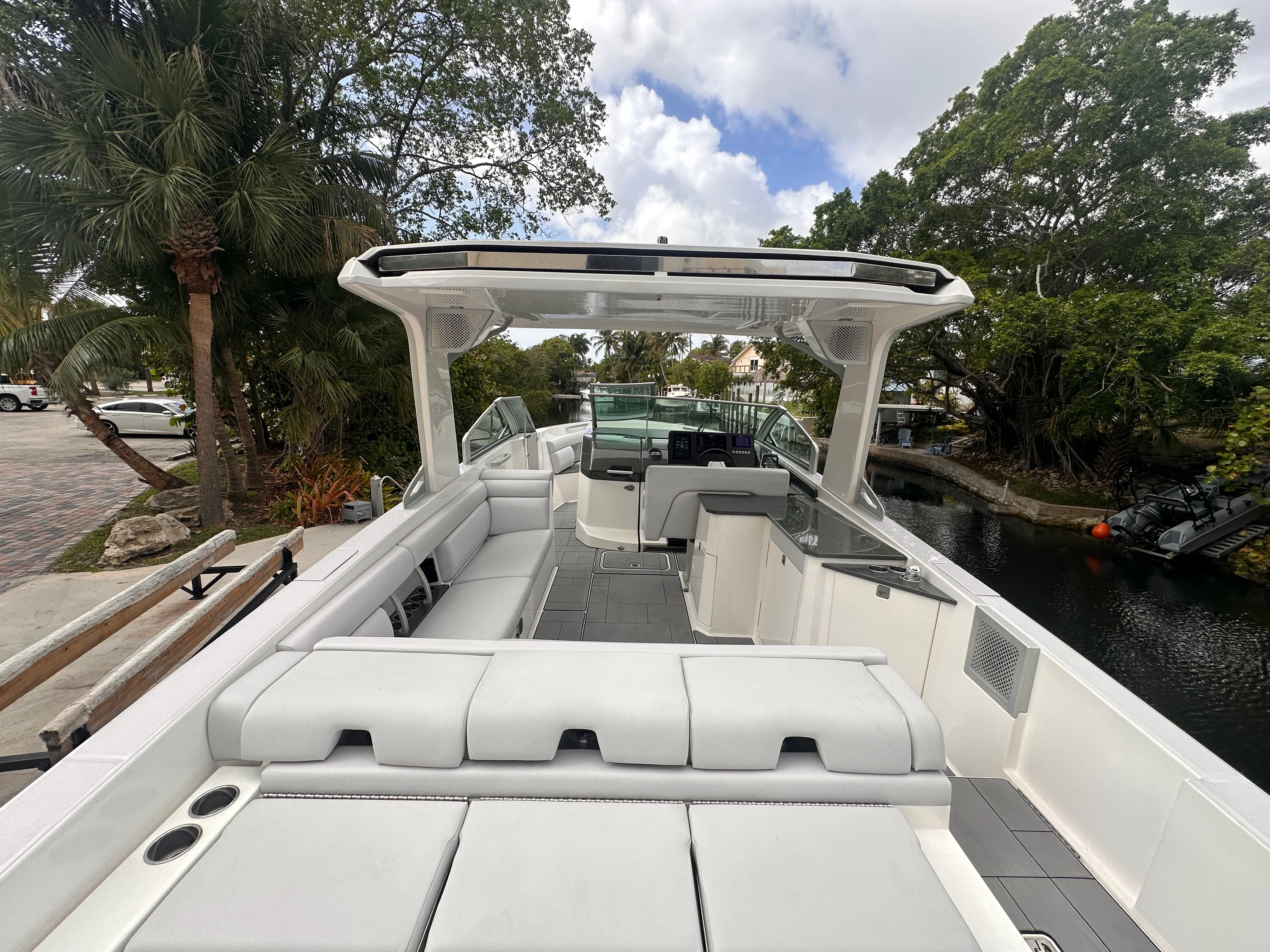 2023 Aviara AV32 OB Image Thumbnail #18