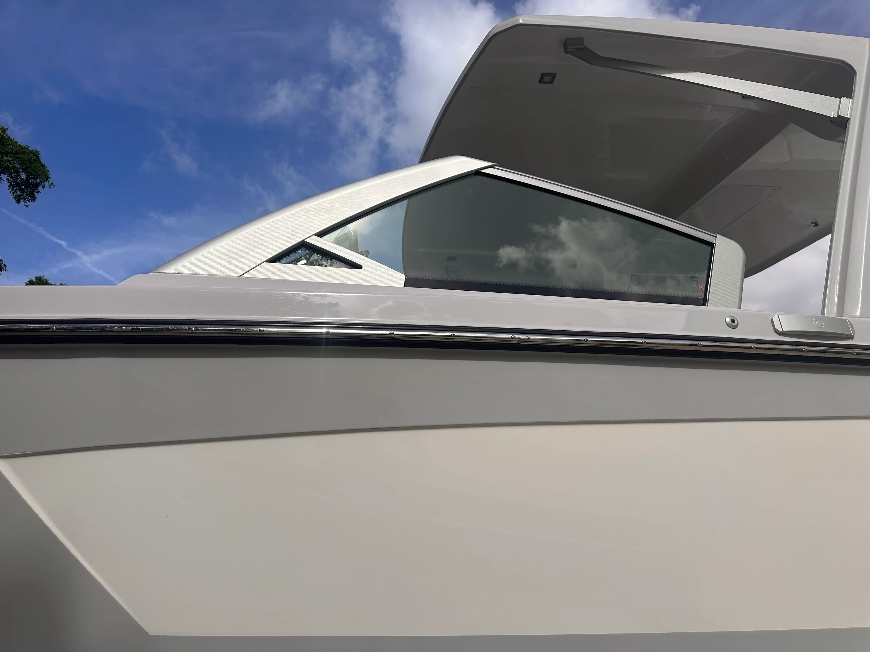 2023 Aviara AV32 OB Image Thumbnail #11