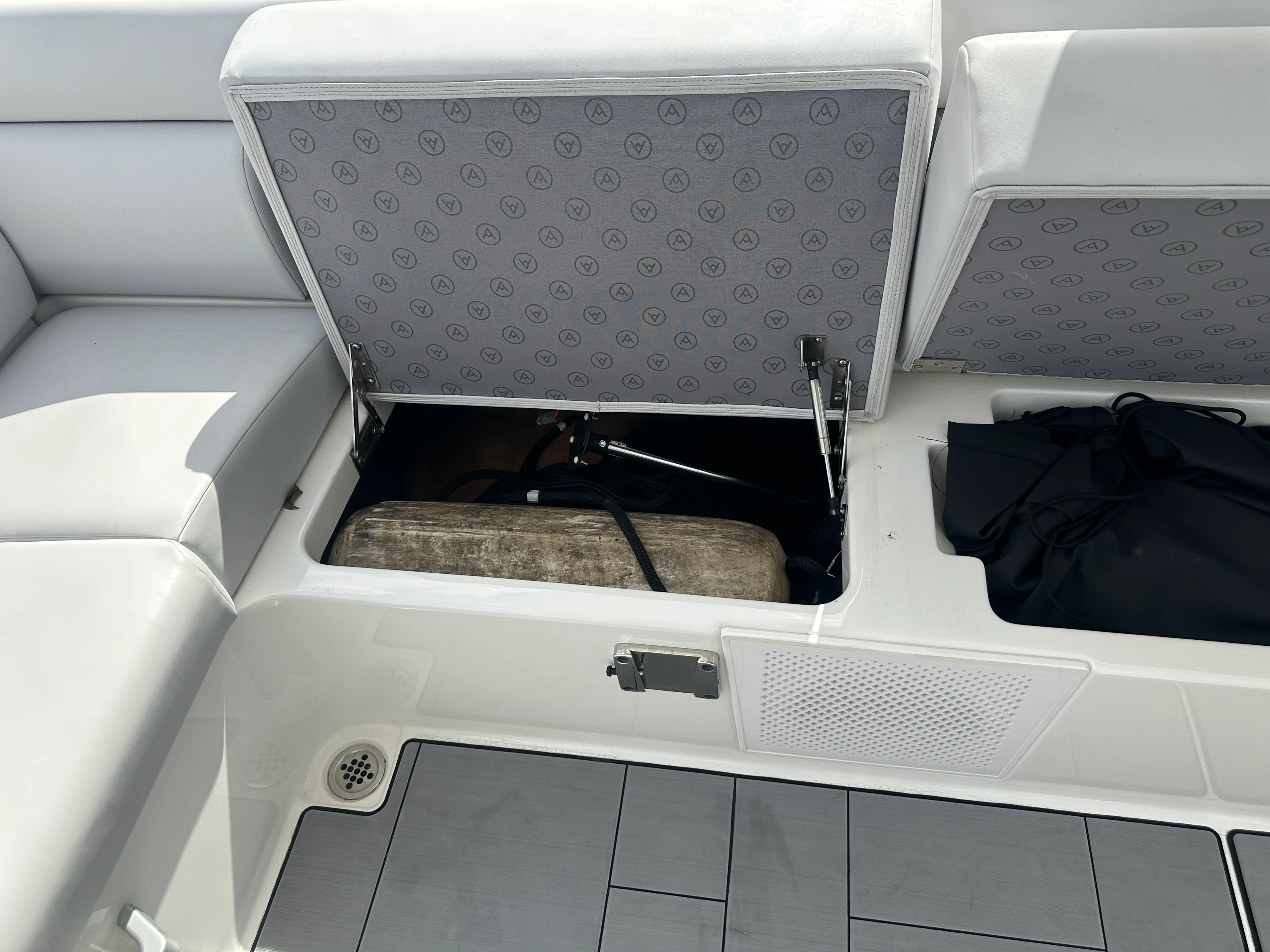 2023 Aviara AV32 OB Image Thumbnail #54