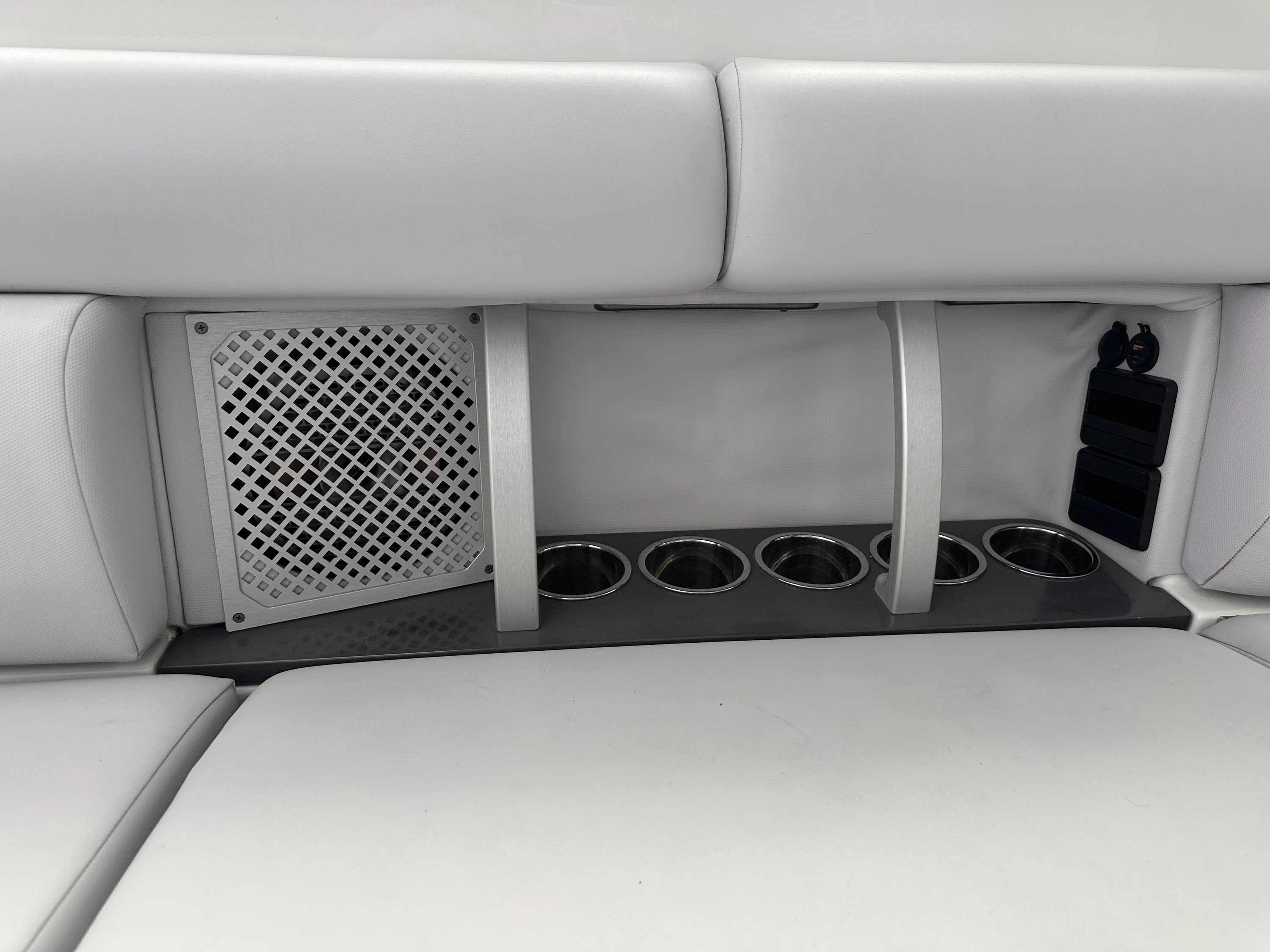 2023 Aviara AV32 OB Image Thumbnail #37