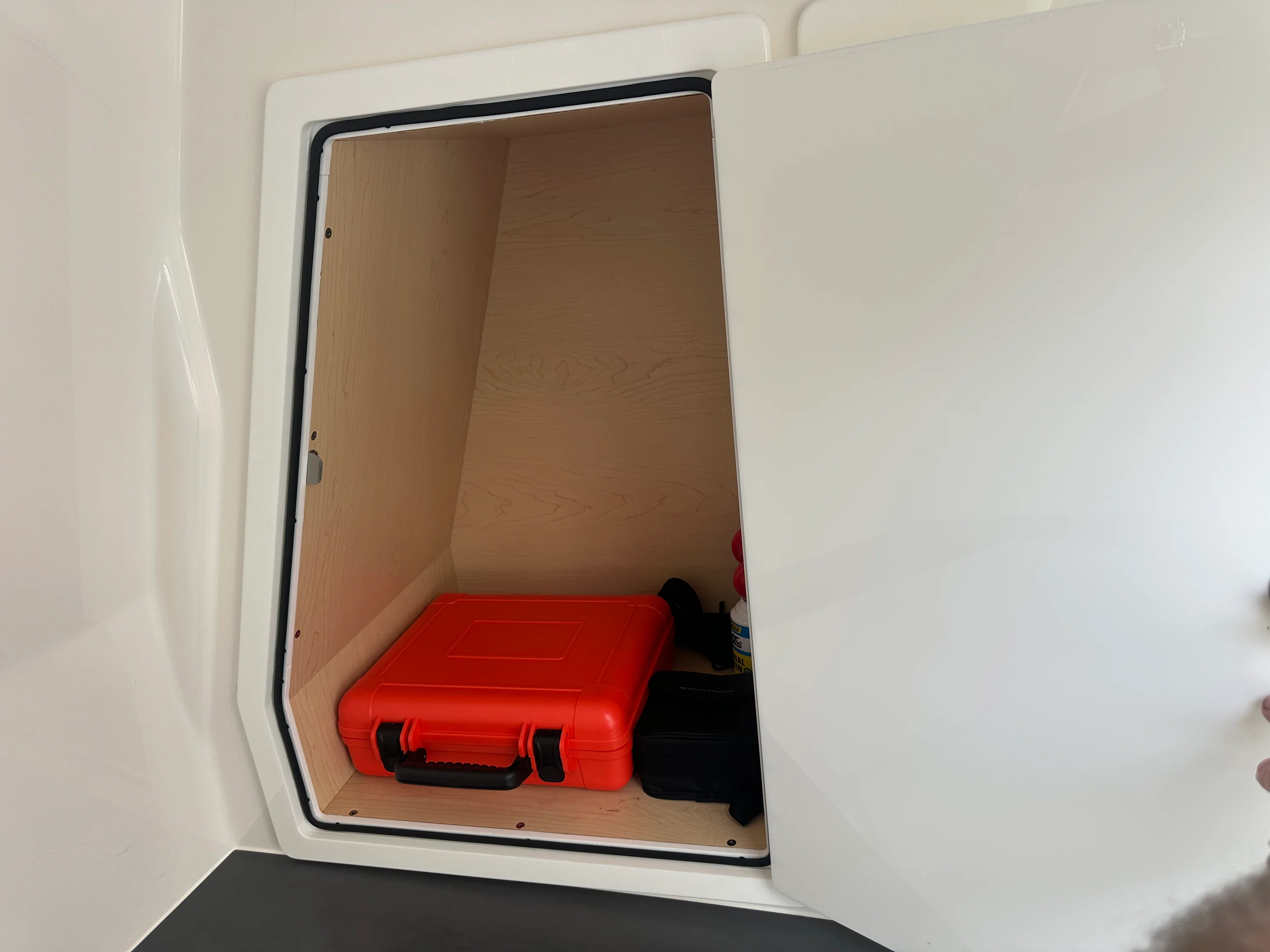 2023 Aviara AV32 OB Image Thumbnail #47