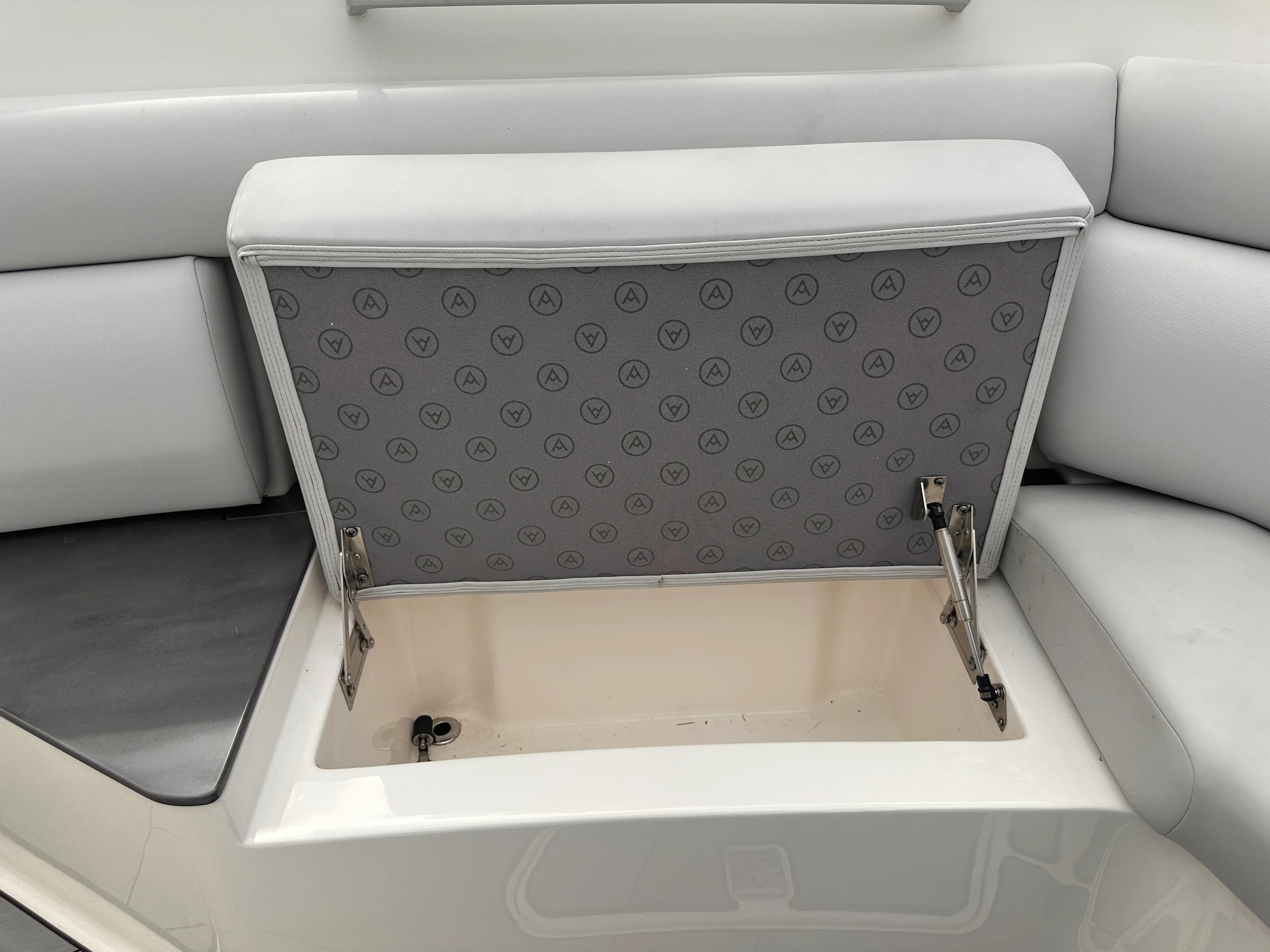 2023 Aviara AV32 OB Image Thumbnail #45