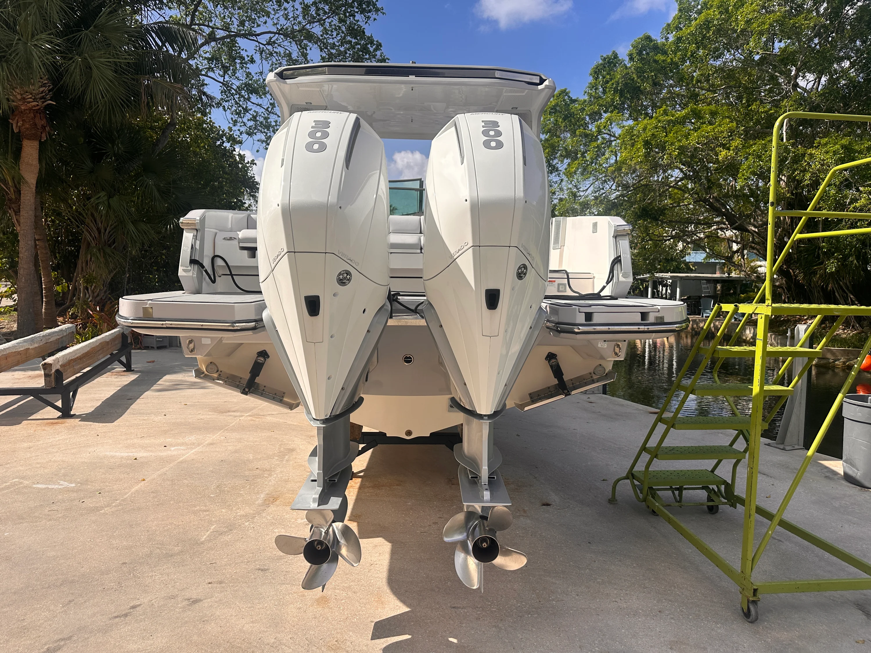 2023 Aviara AV32 OB Image Thumbnail #6