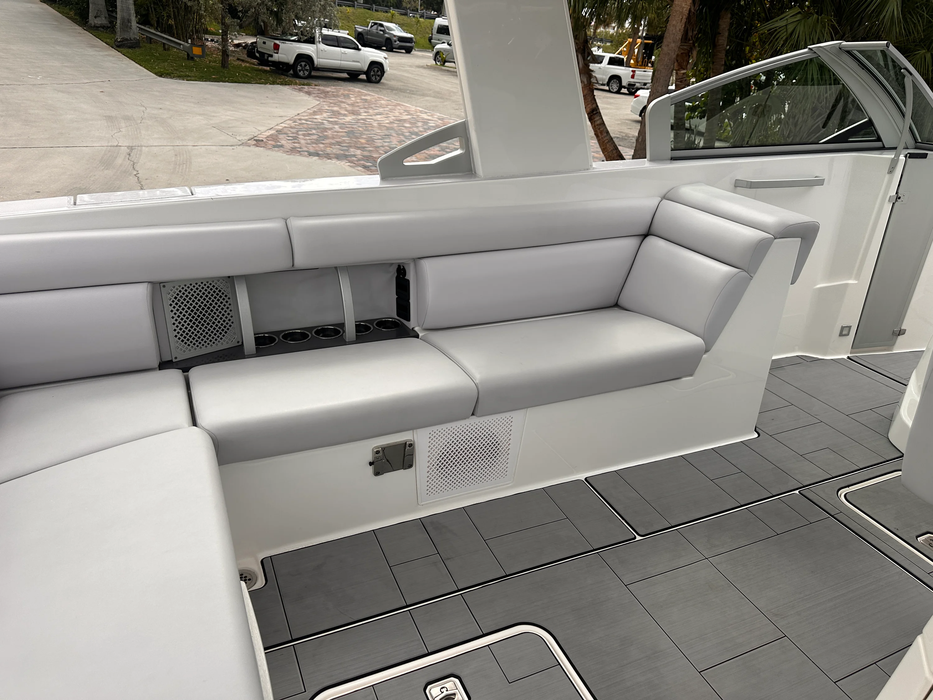 2023 Aviara AV32 OB Image Thumbnail #20