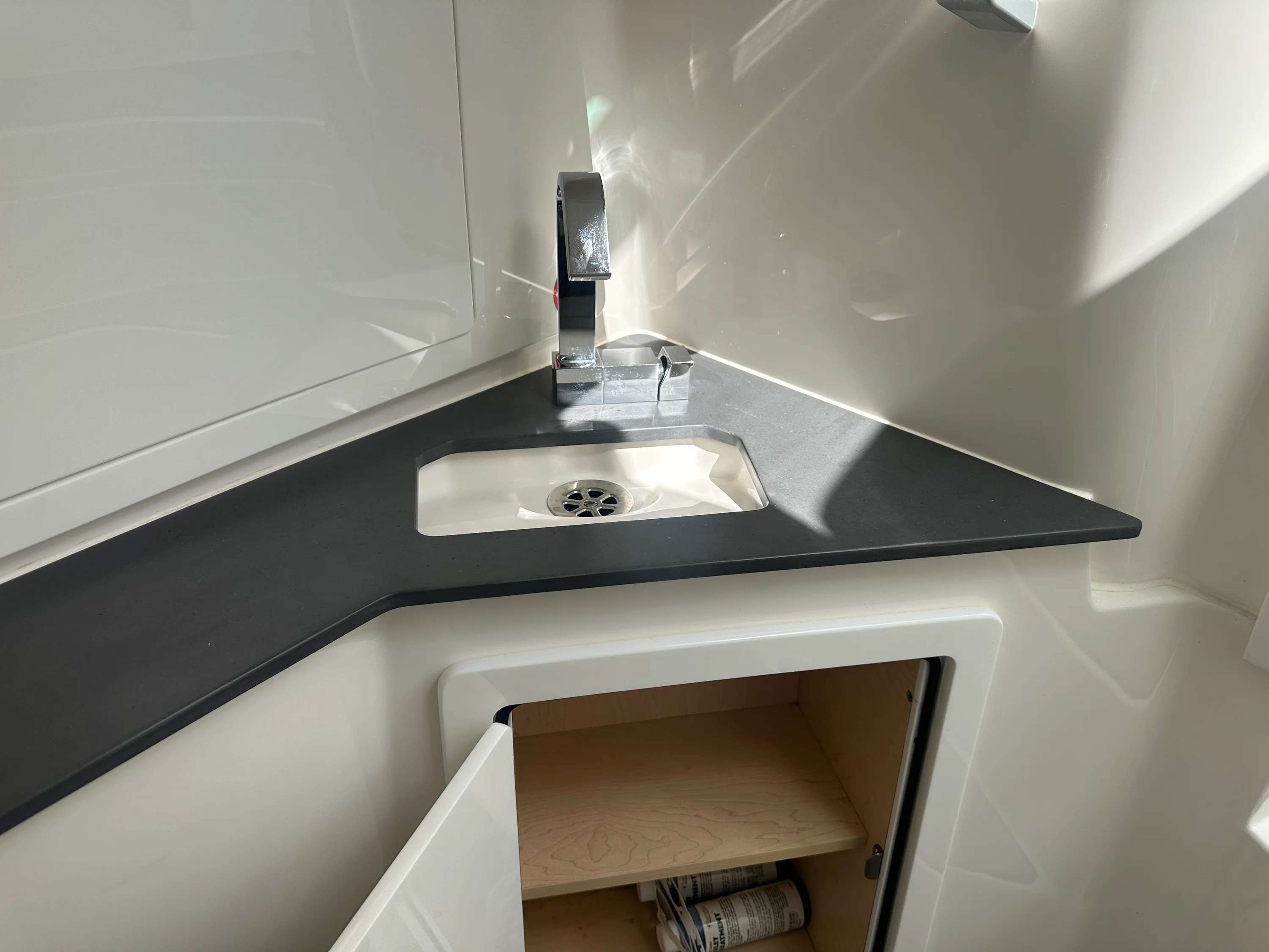 2023 Aviara AV32 OB Image Thumbnail #49