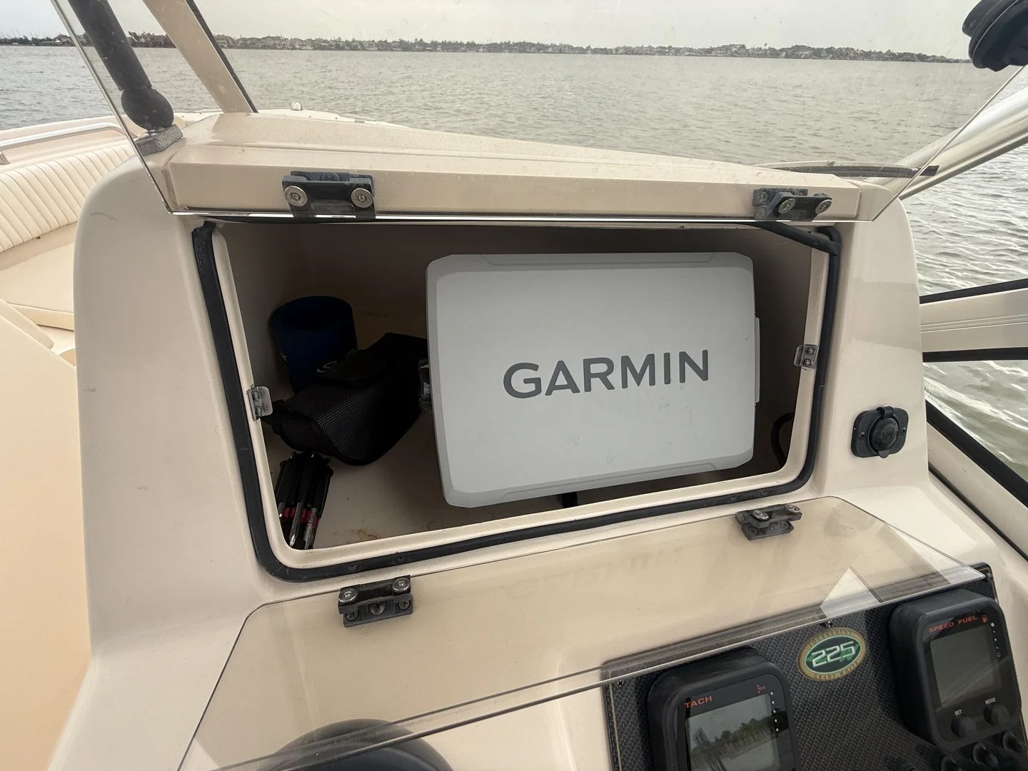 2009 Grady-White Tournament 225 Image Thumbnail #45