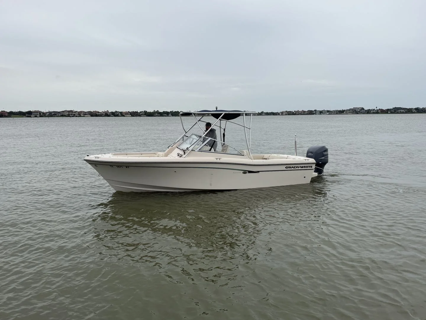 2009 Grady-White Tournament 225 Image Thumbnail #3