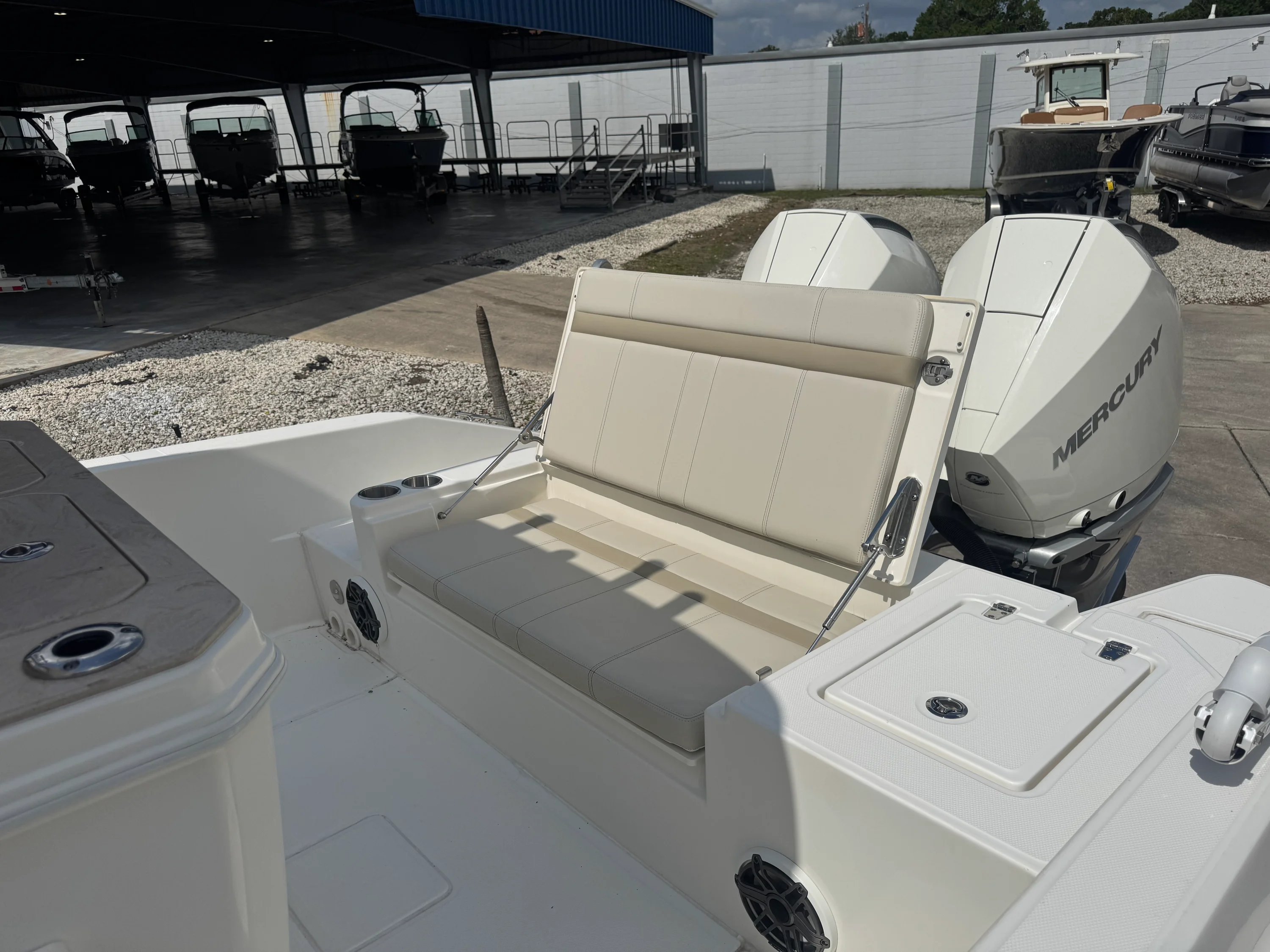 2023 Boston Whaler 280 Dauntless Image Thumbnail #5