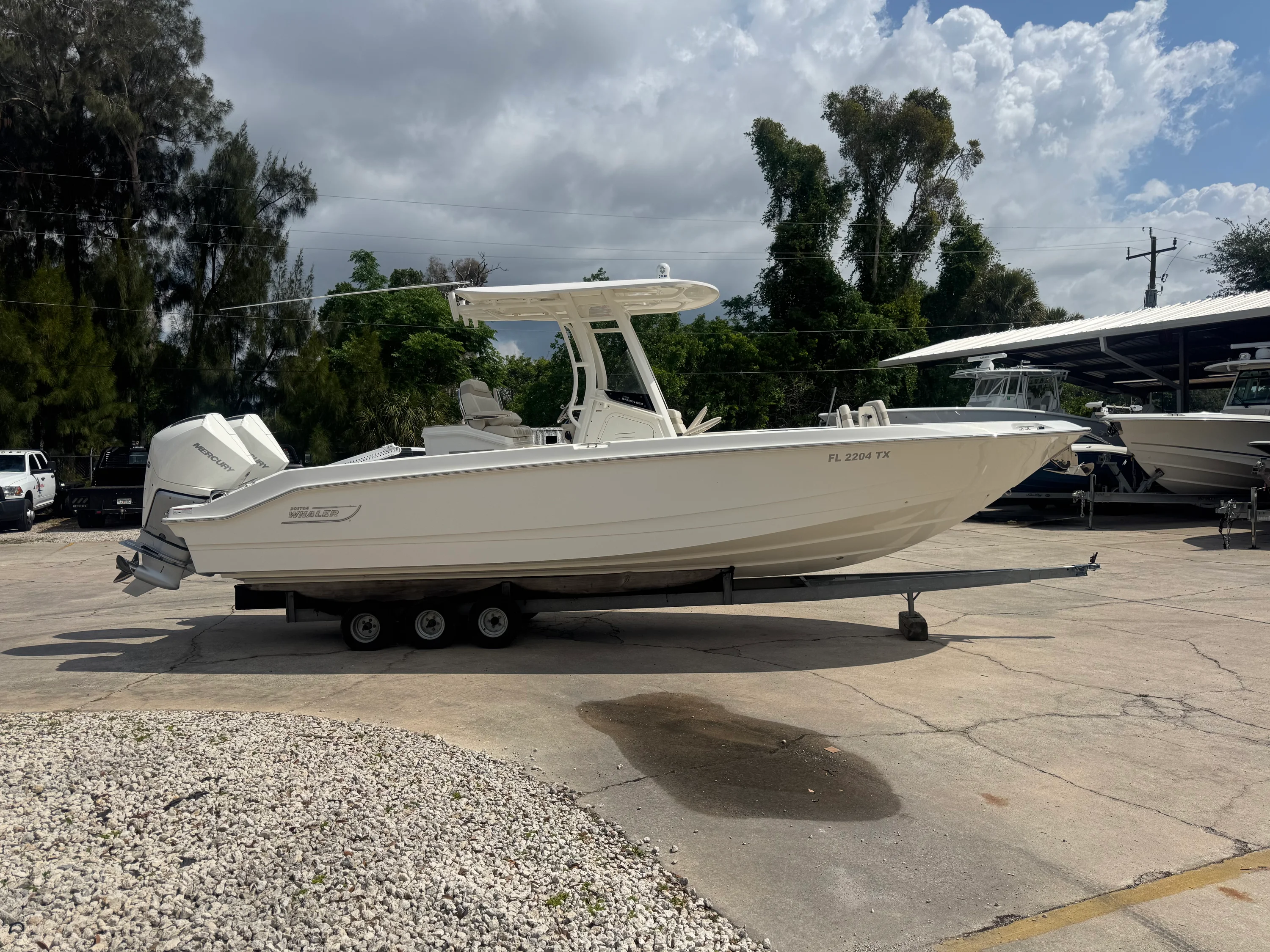 2023 Boston Whaler 280 Dauntless Image Thumbnail #1
