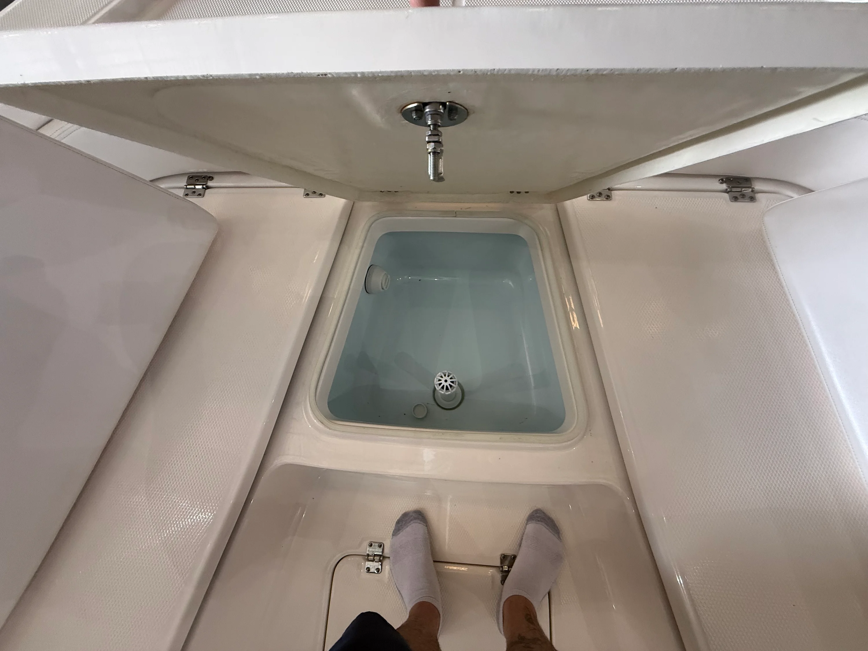 2021 Robalo CAYMAN 226 Image Thumbnail #14