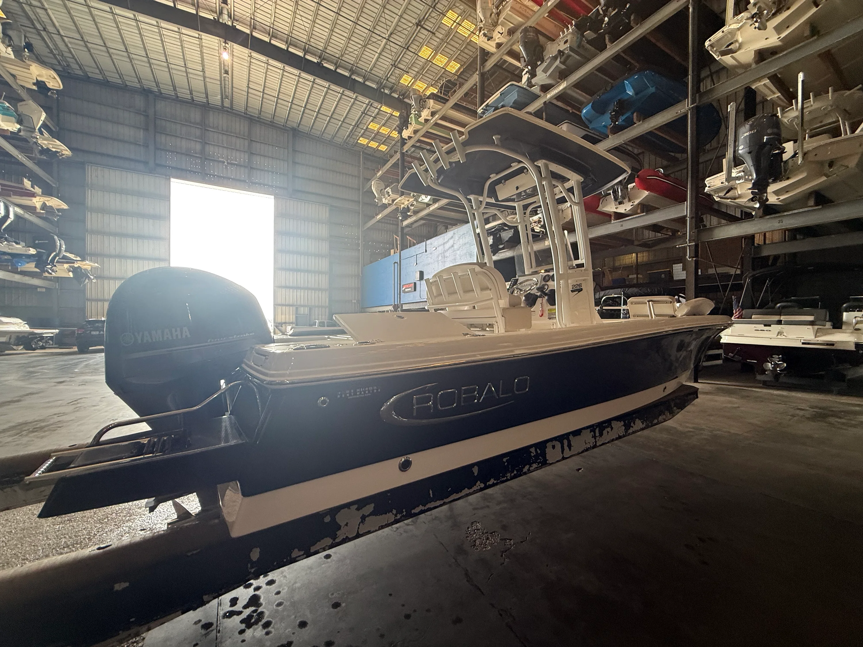 2021 Robalo CAYMAN 226 Image Thumbnail #5