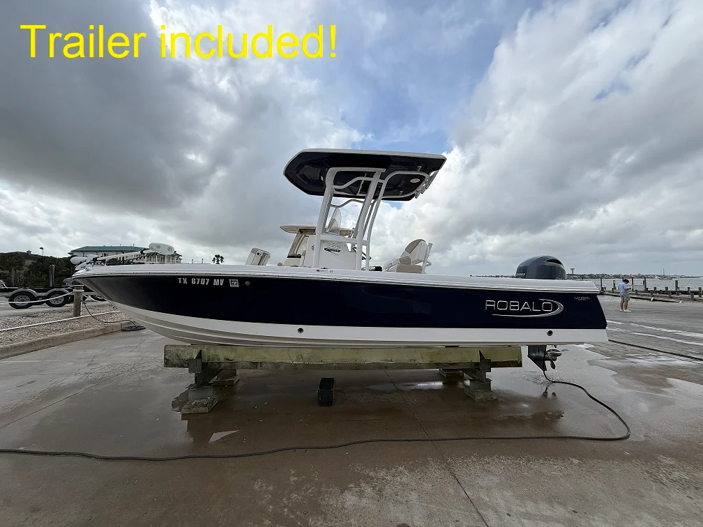 2021 Robalo CAYMAN 226 Image Thumbnail #0