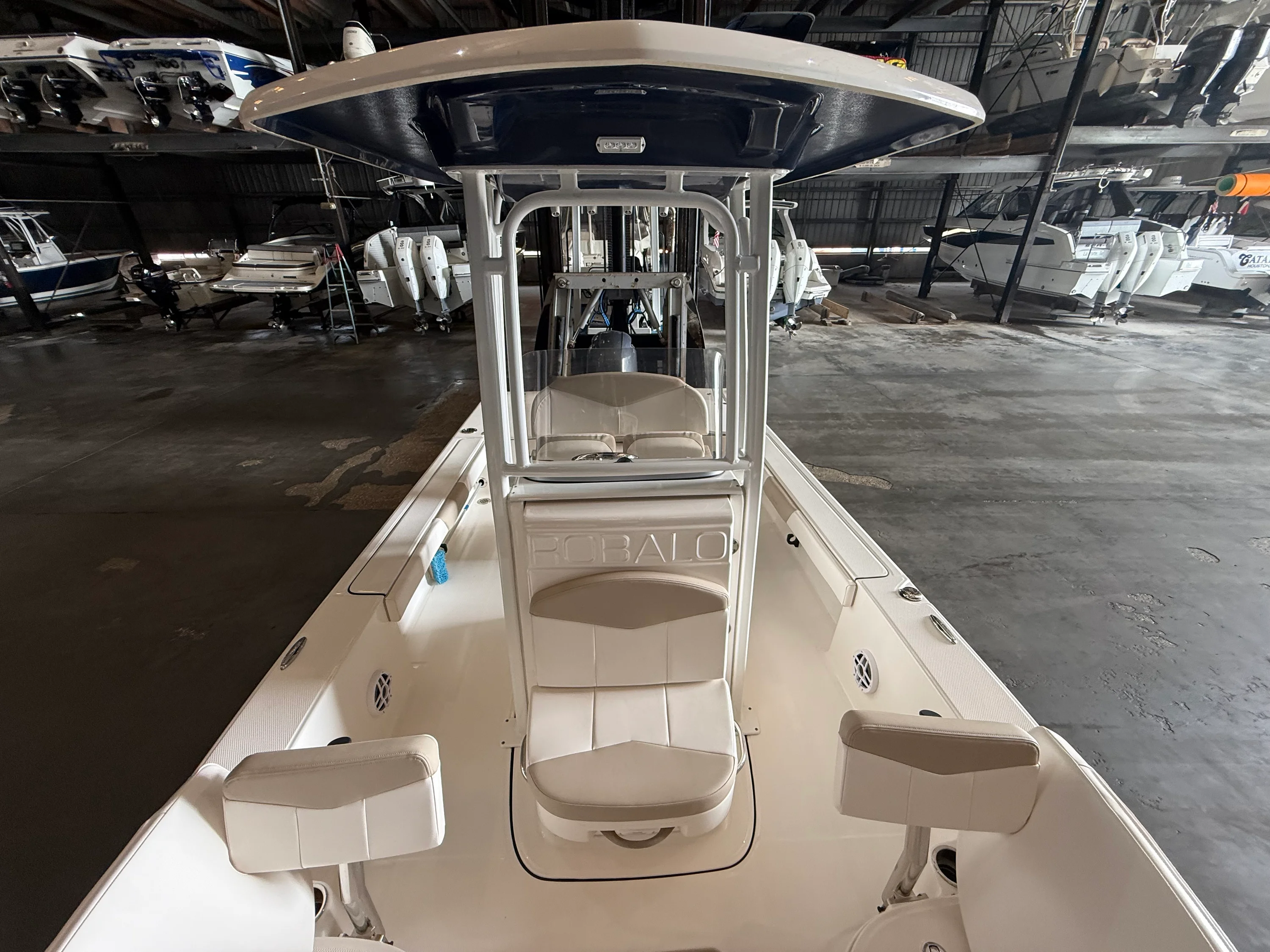 2021 Robalo CAYMAN 226 Image Thumbnail #22