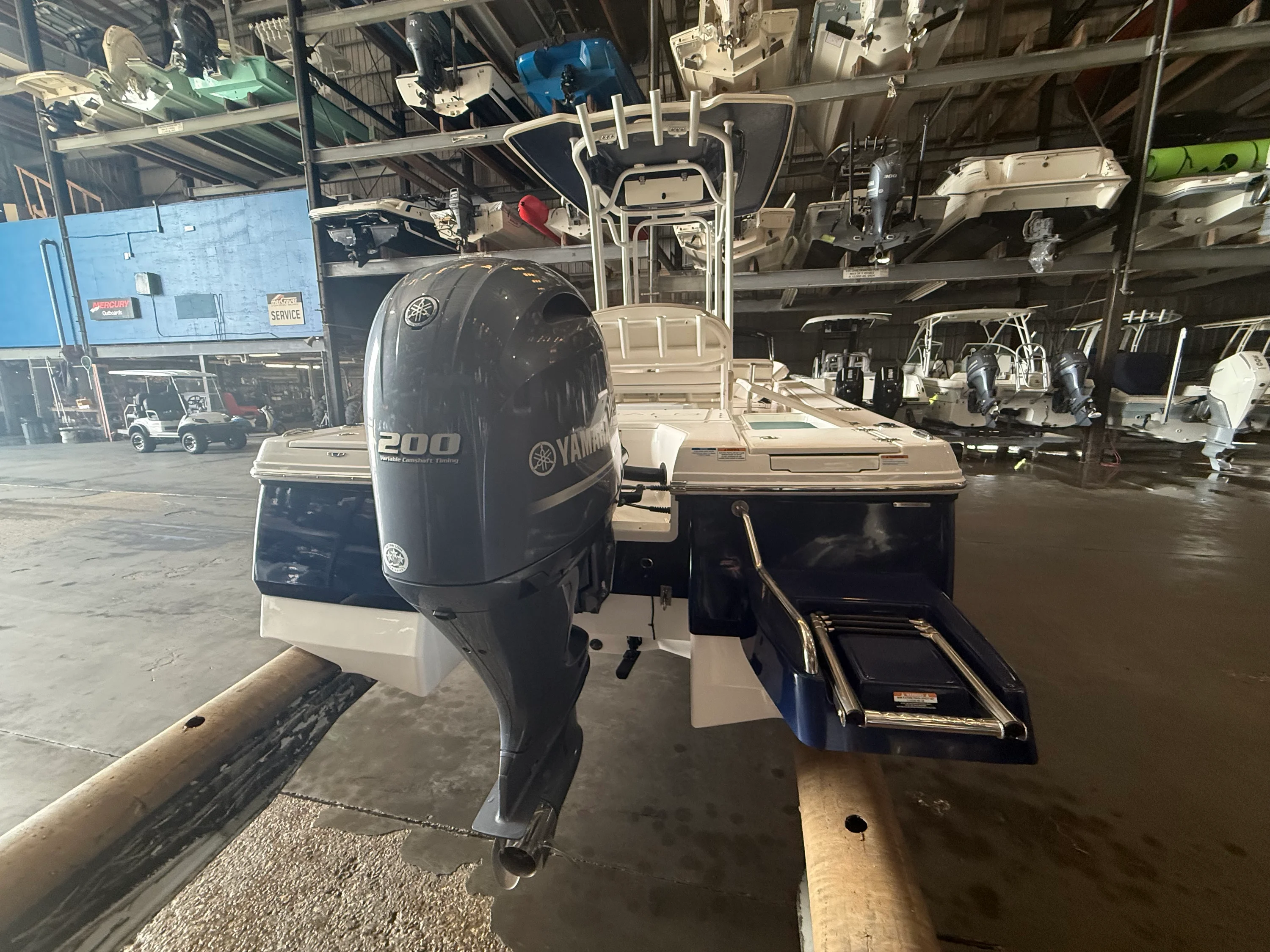 2021 Robalo CAYMAN 226 Image Thumbnail #6