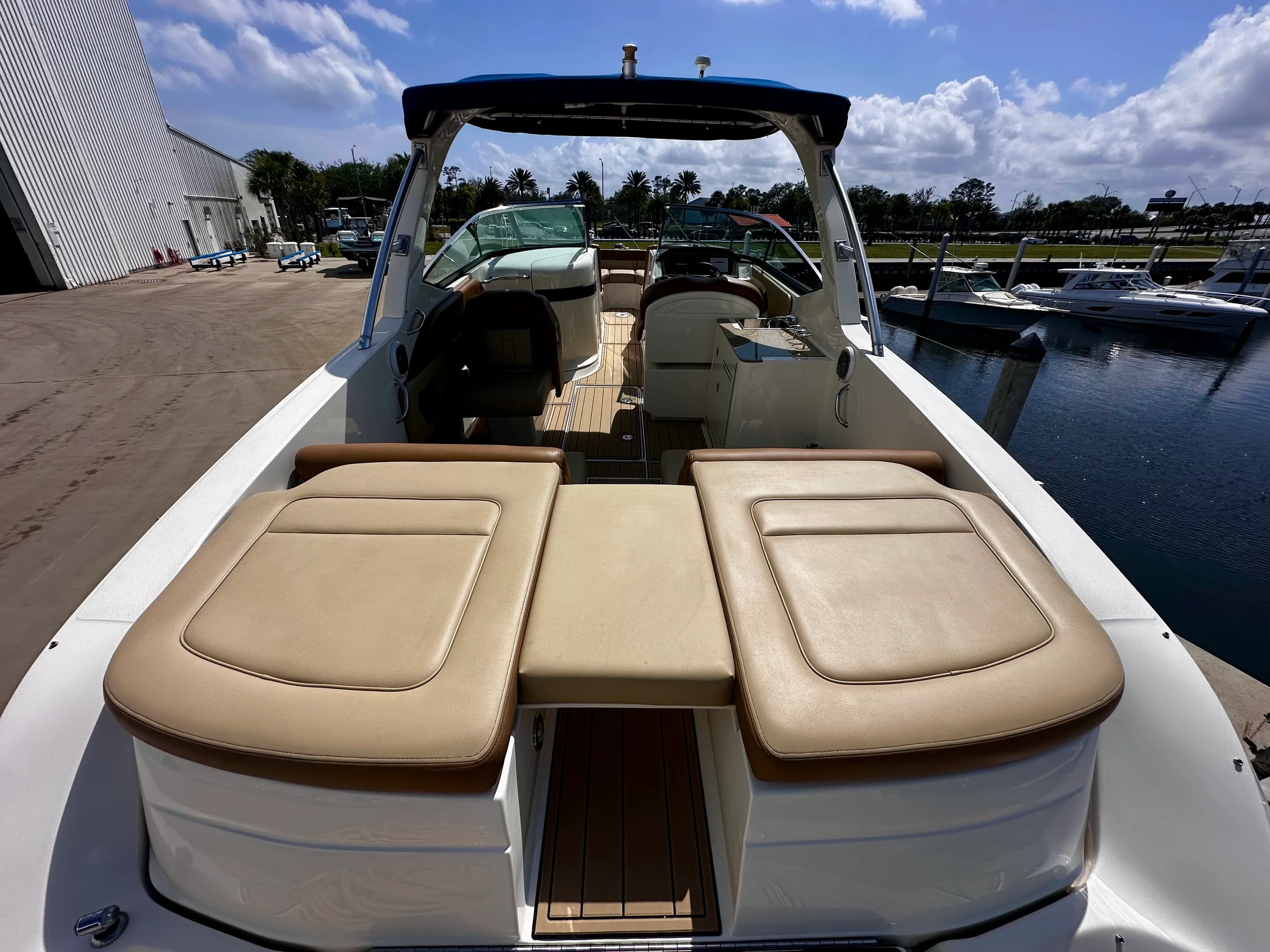 2016 Sea Ray 300 SLX Image Thumbnail #11