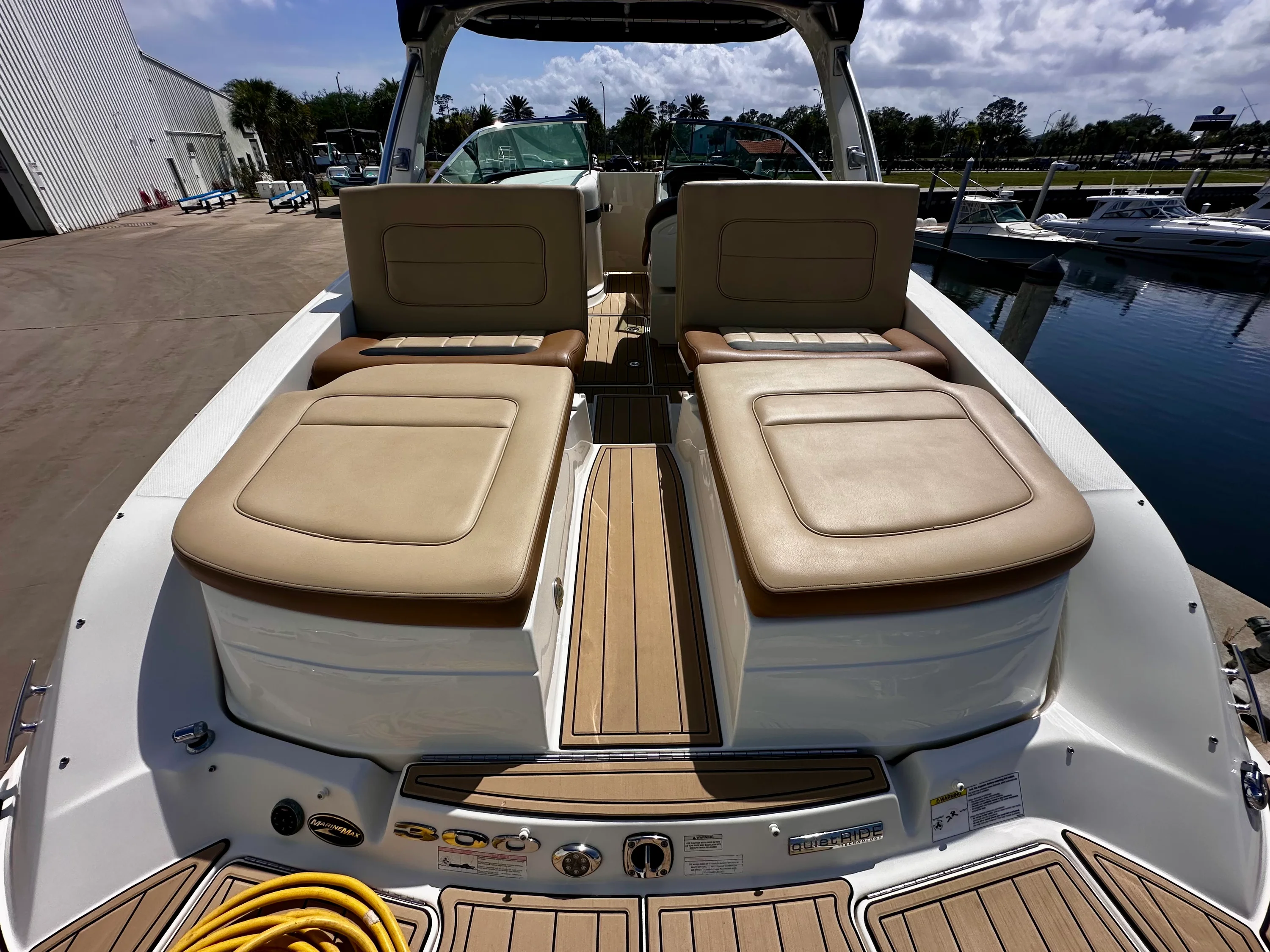 2016 Sea Ray 300 SLX Image Thumbnail #14