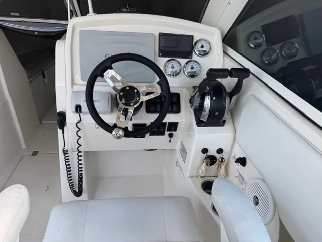 2016 Sailfish 275 DC Image Thumbnail #14