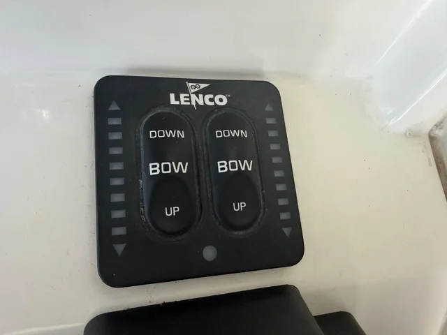 2016 Sailfish 275 DC Image Thumbnail #19