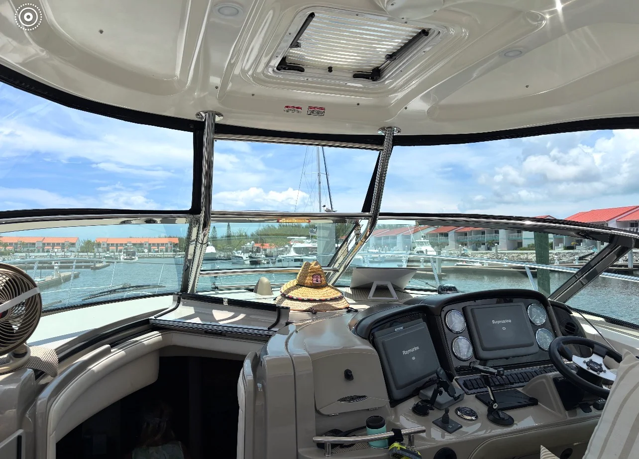 2008 Sea Ray 40 SUNDANCER Image Thumbnail #11