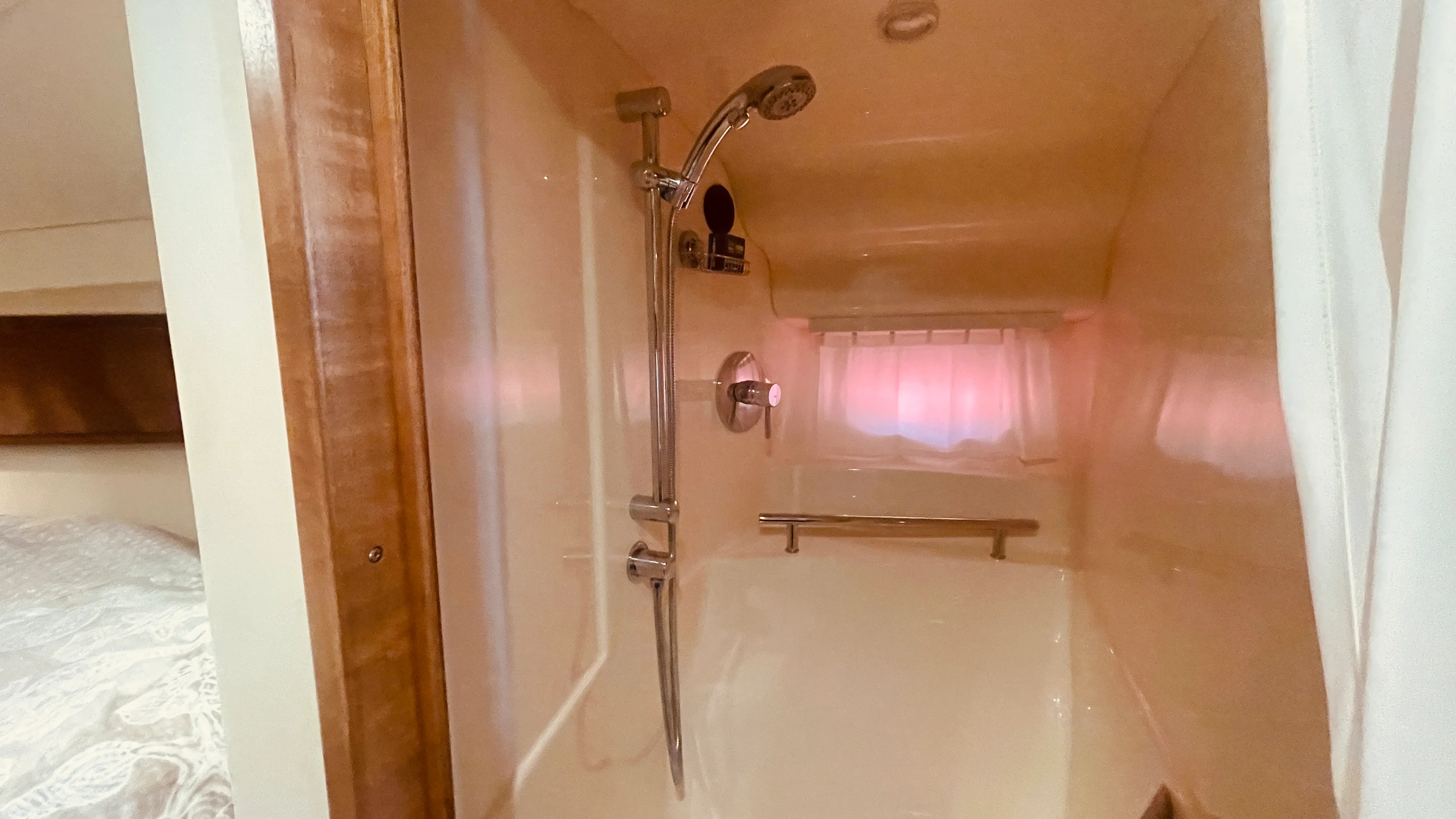 2008 Sea Ray 40 SUNDANCER Image Thumbnail #9