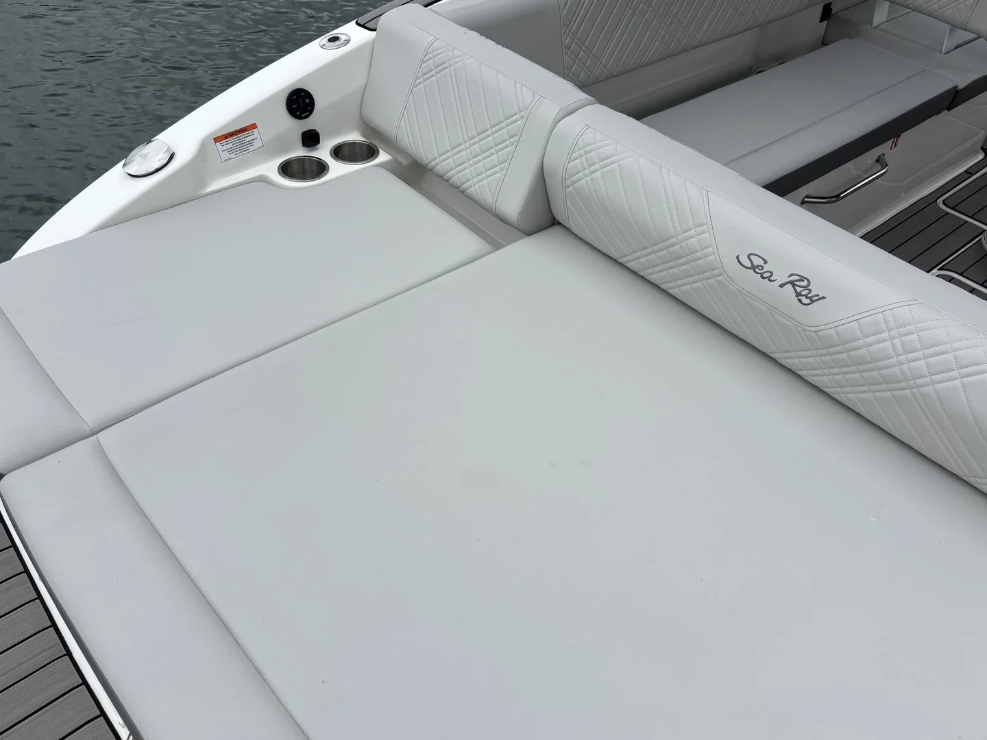 2026 Sea Ray SDX 270 Image Thumbnail #20
