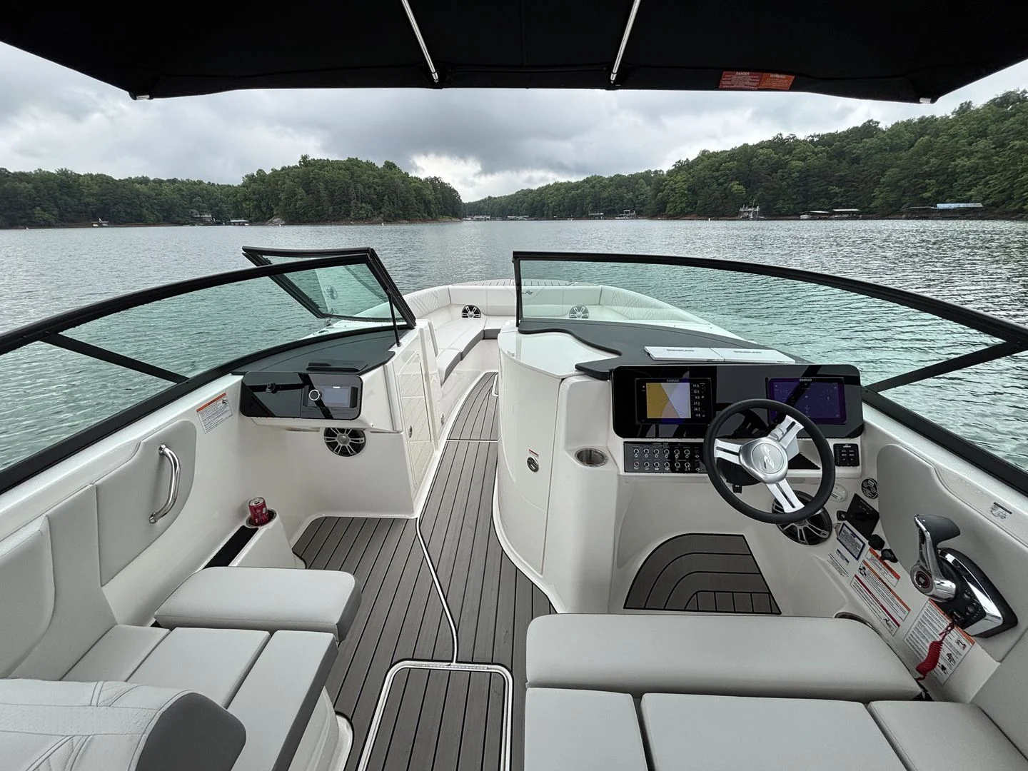 2026 Sea Ray SDX 270 Image Thumbnail #8