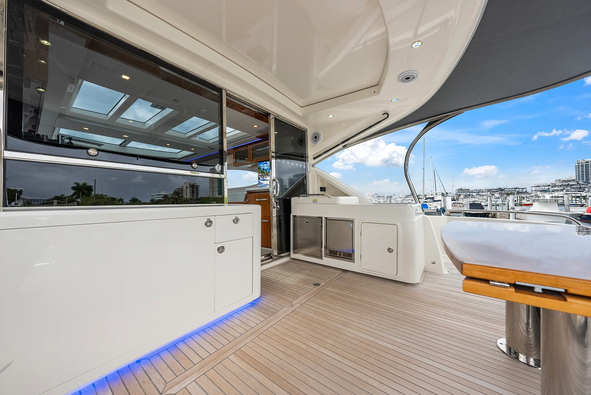 2024 Riviera 6000 SPORT YACHT Image Thumbnail #45