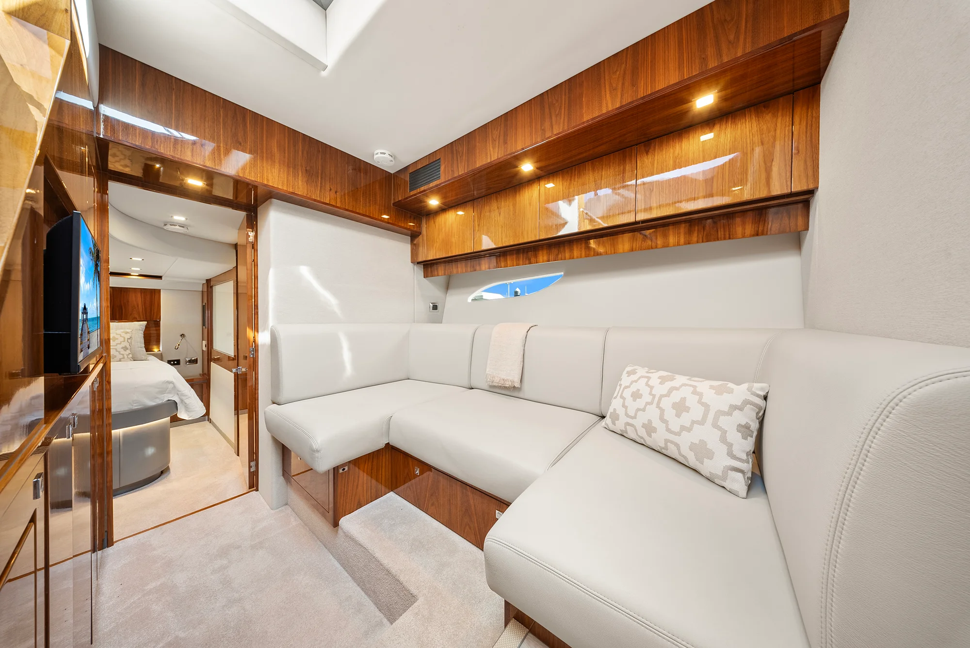 2024 Riviera 6000 SPORT YACHT Image Thumbnail #79