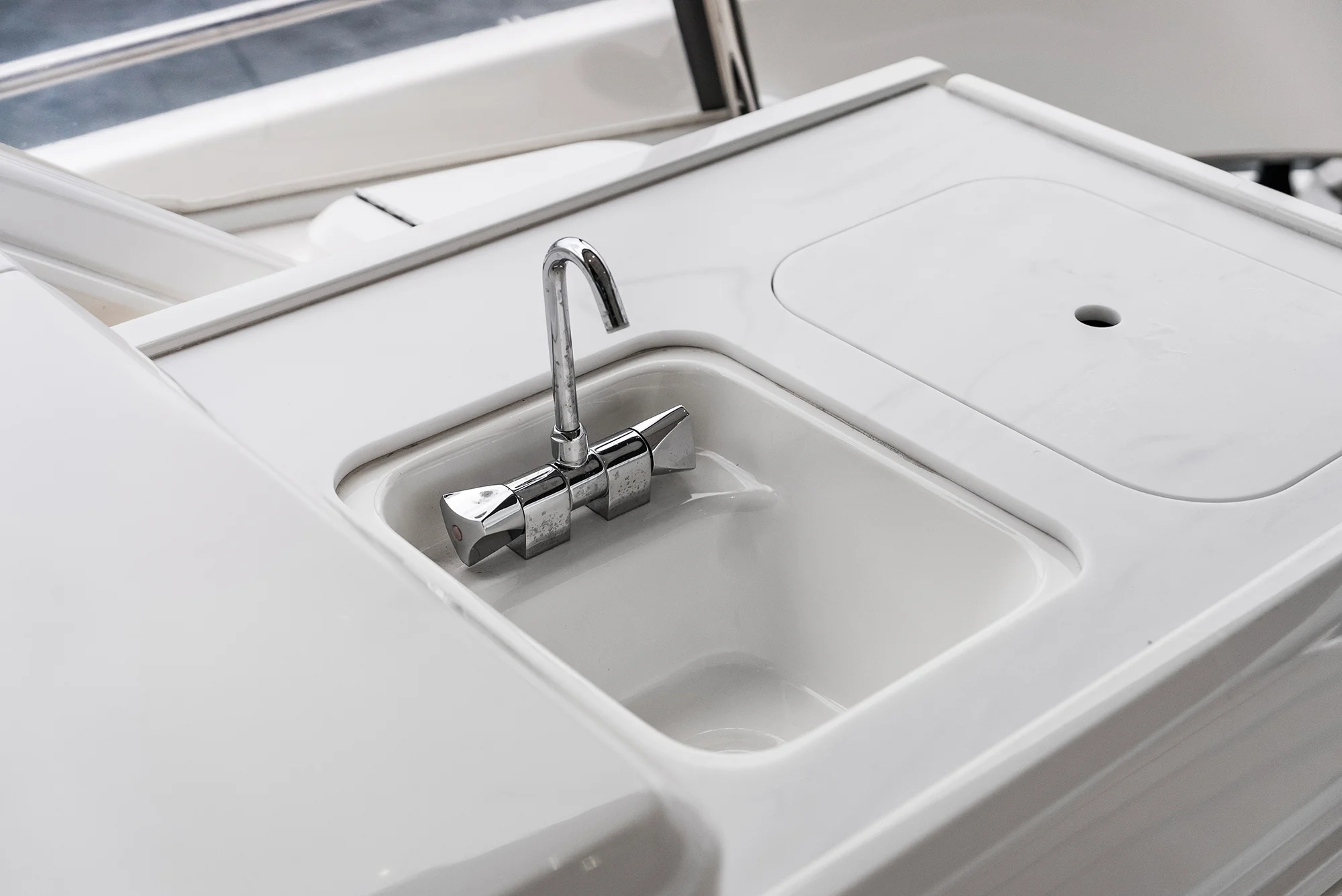 2024 Riviera 6000 SPORT YACHT Image Thumbnail #50