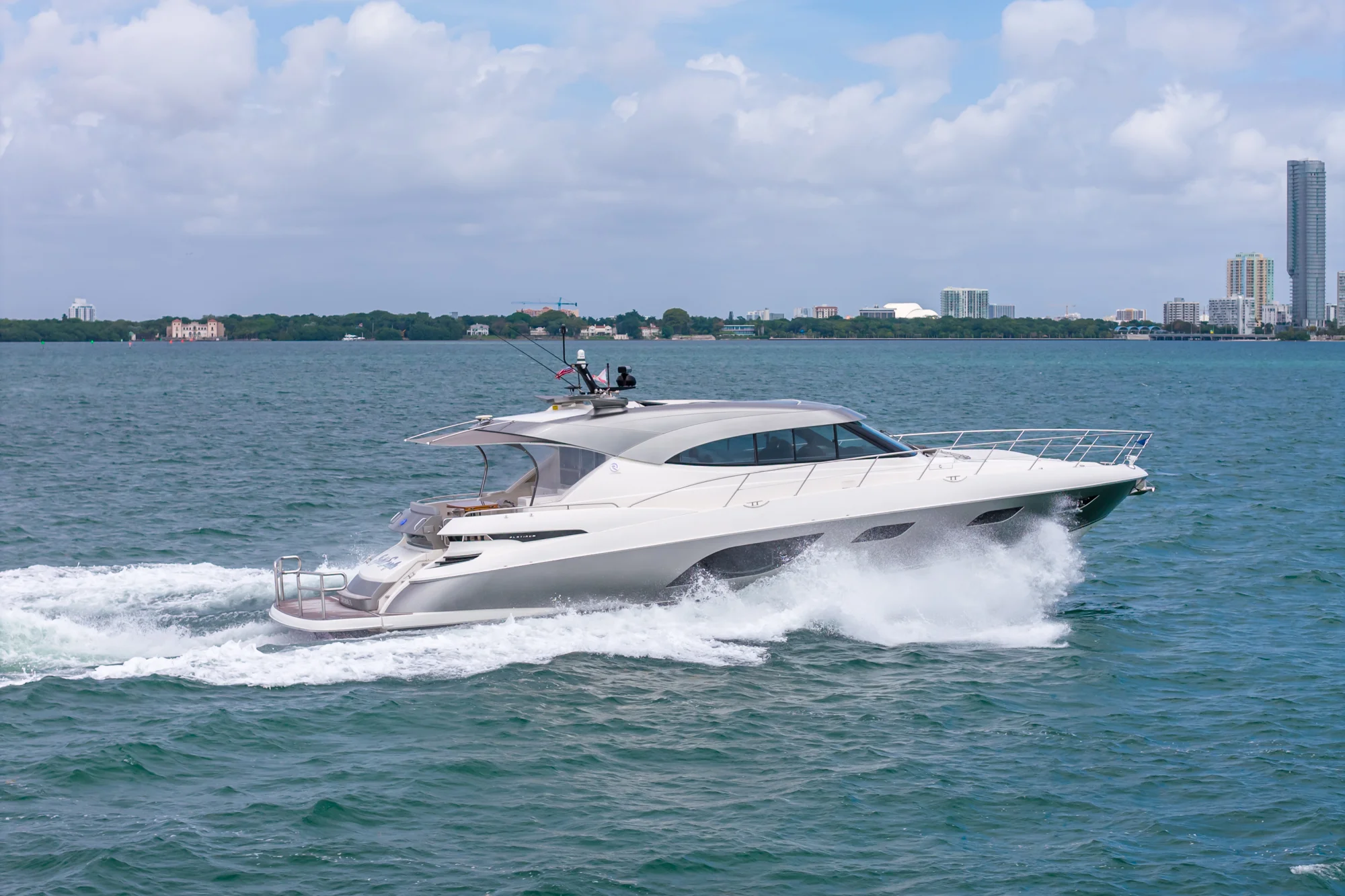 2024 Riviera 6000 SPORT YACHT Image Thumbnail #18