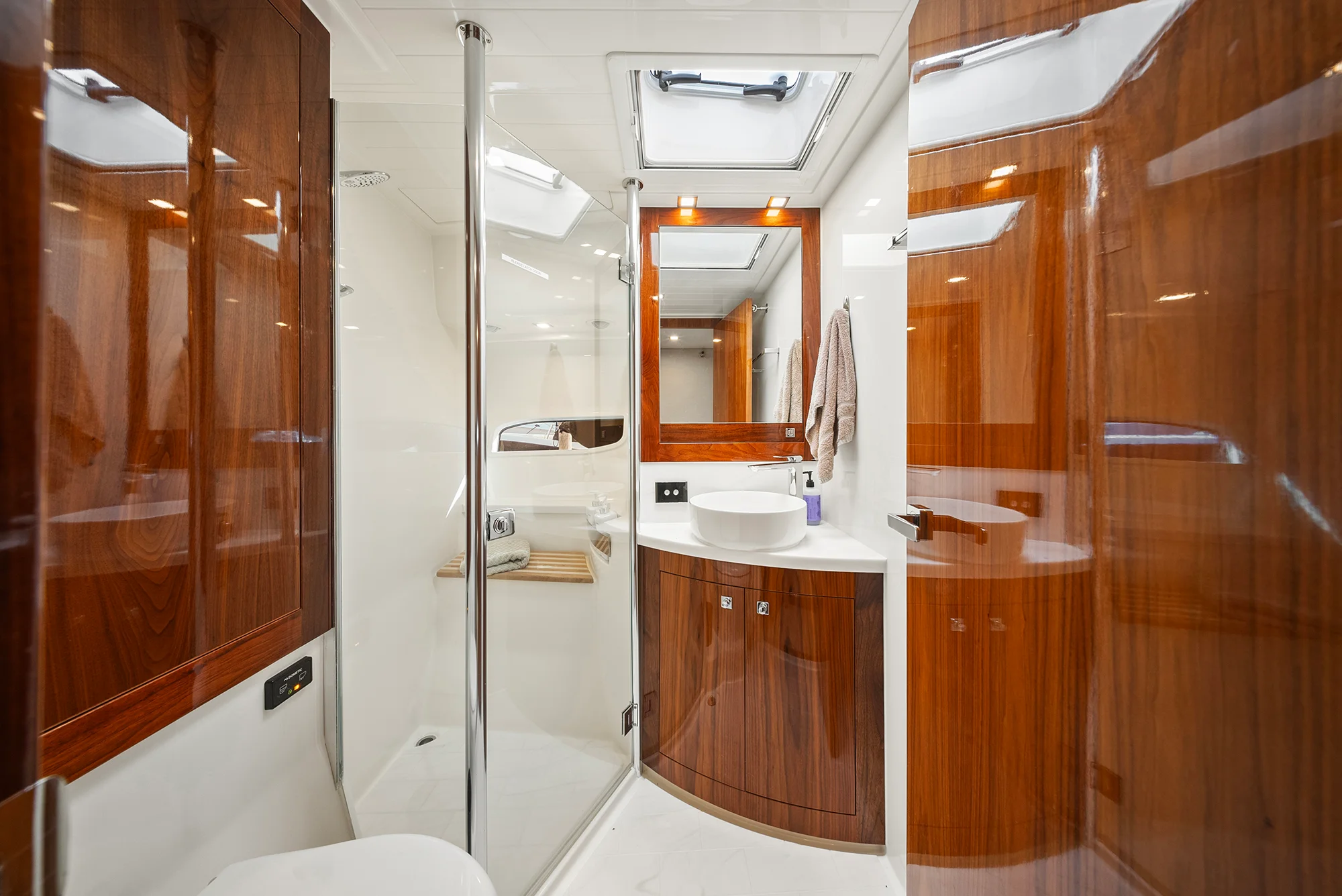 2024 Riviera 6000 SPORT YACHT Image Thumbnail #69