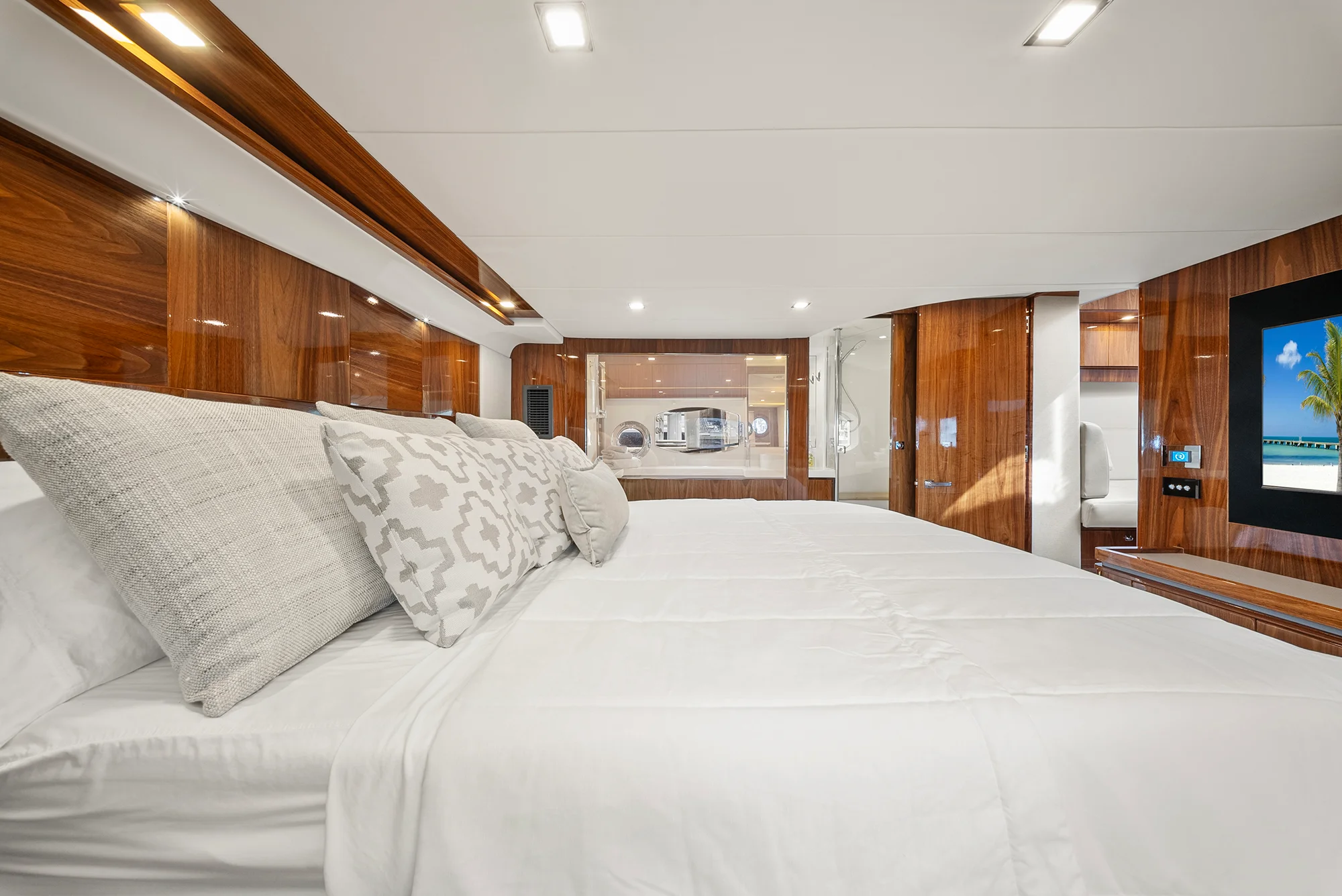 2024 Riviera 6000 SPORT YACHT Image Thumbnail #93
