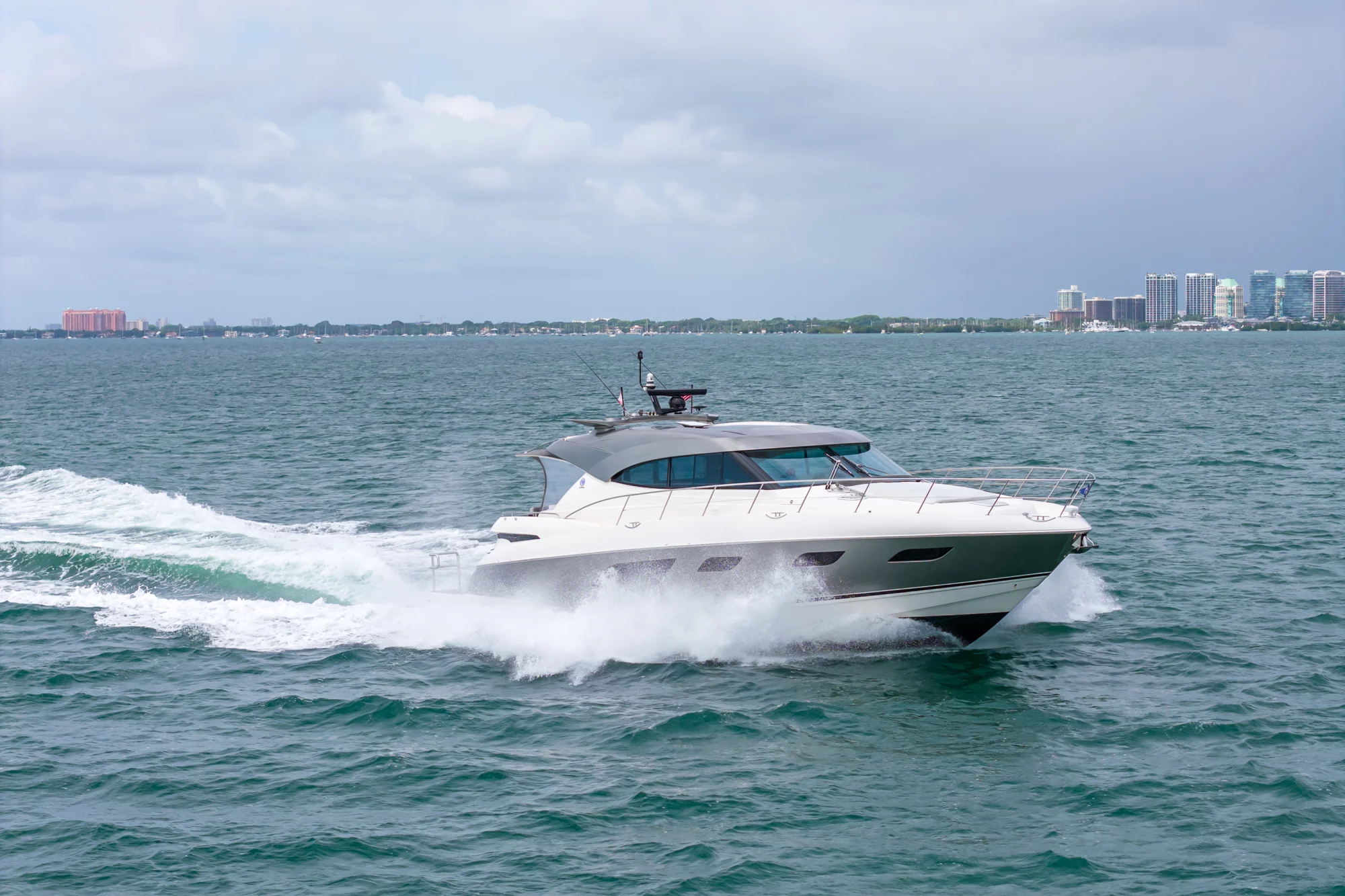 2024 Riviera 6000 SPORT YACHT Image Thumbnail #19