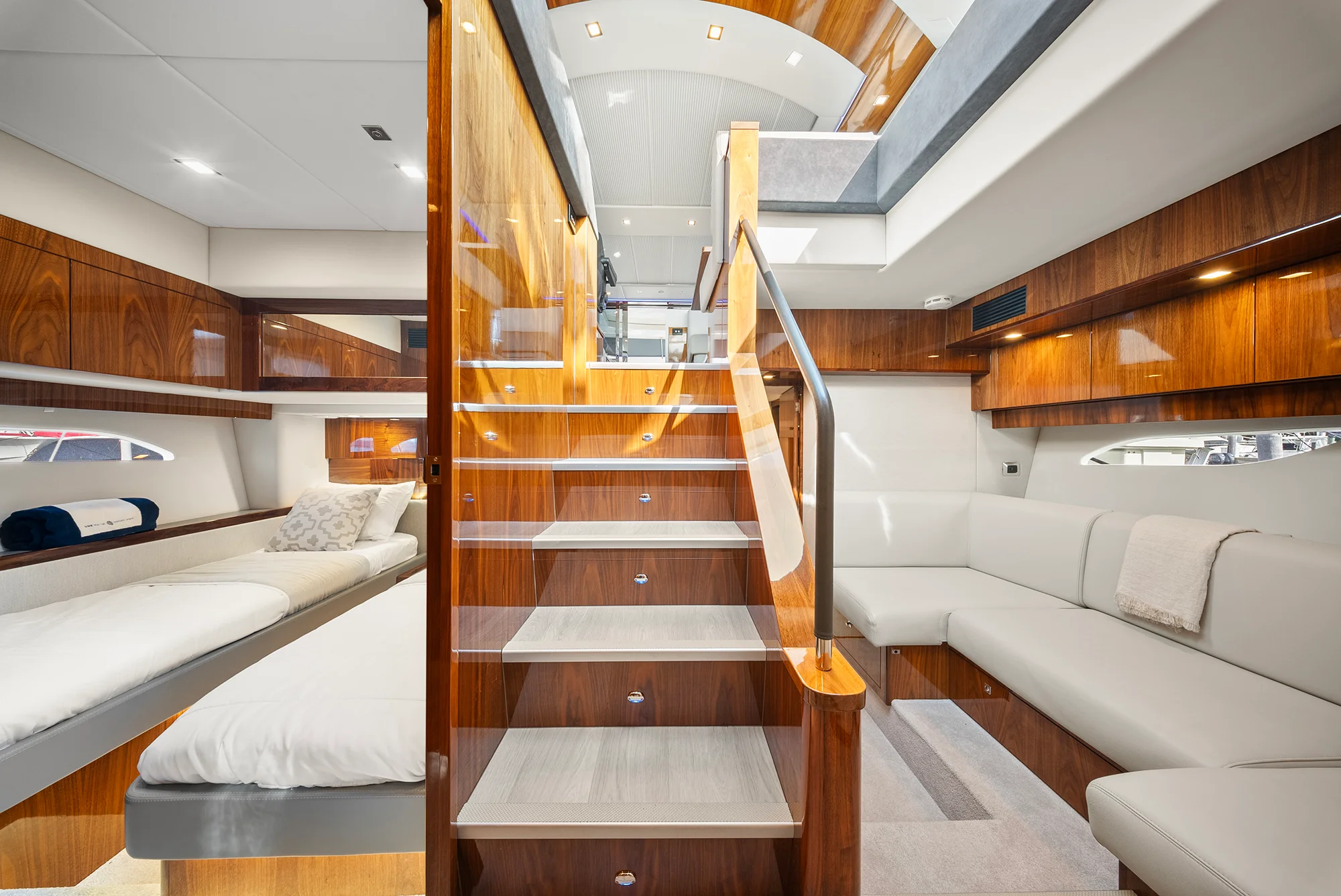2024 Riviera 6000 SPORT YACHT Image Thumbnail #78