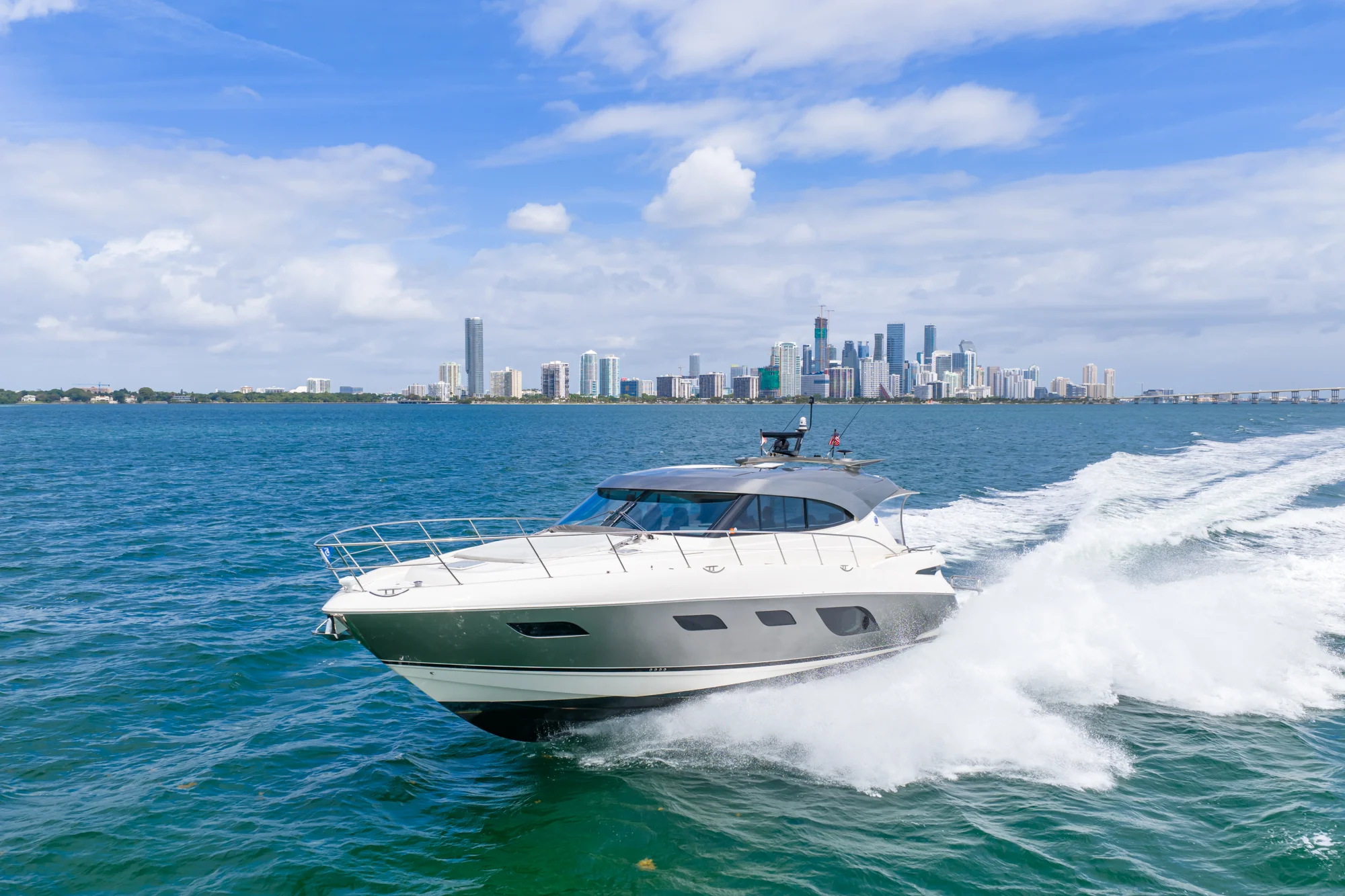 2024 Riviera 6000 SPORT YACHT Image Thumbnail #31