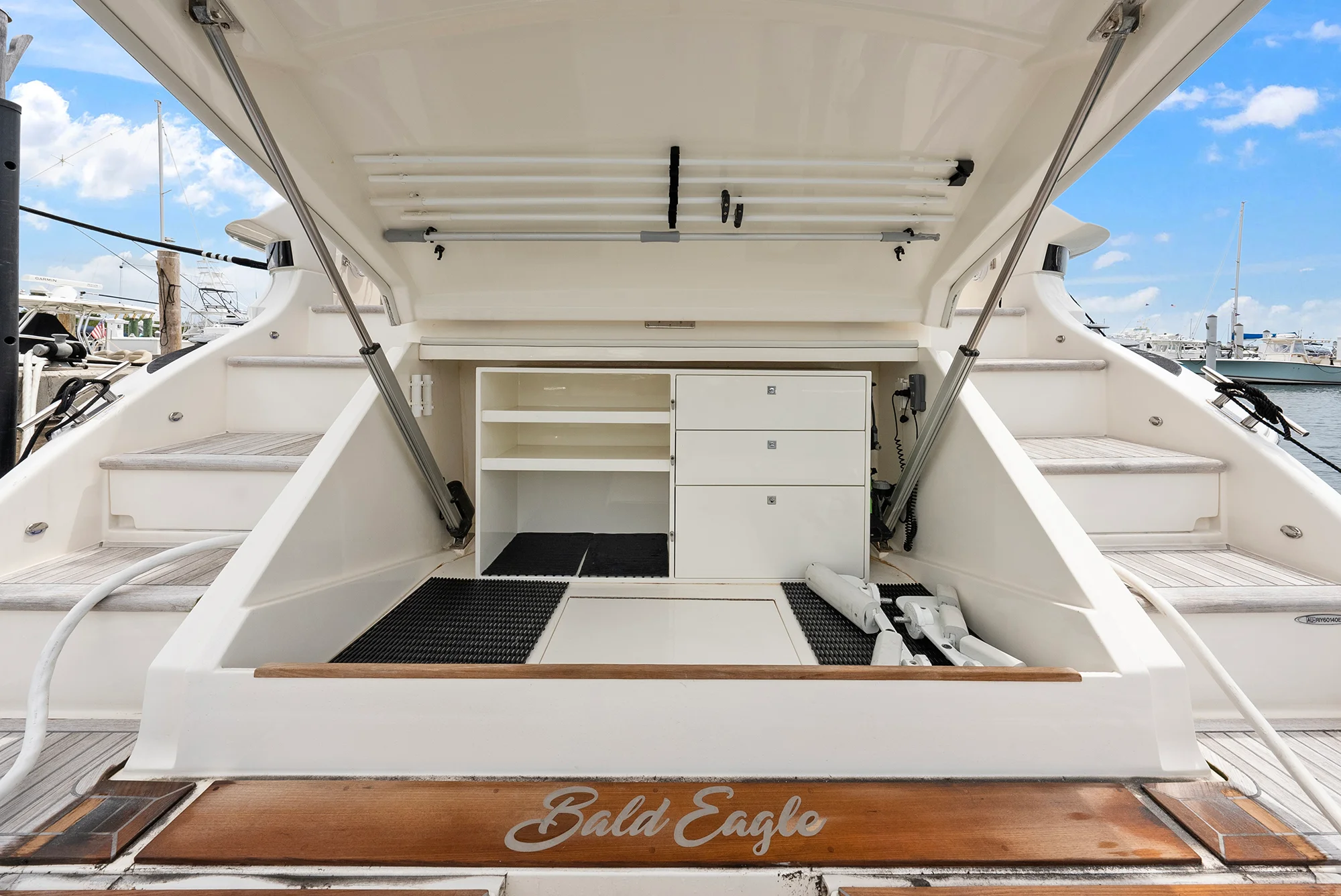 2024 Riviera 6000 SPORT YACHT Image Thumbnail #43