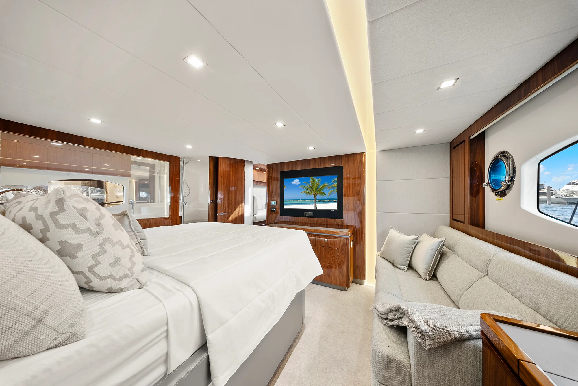 2024 Riviera 6000 SPORT YACHT Image Thumbnail #94