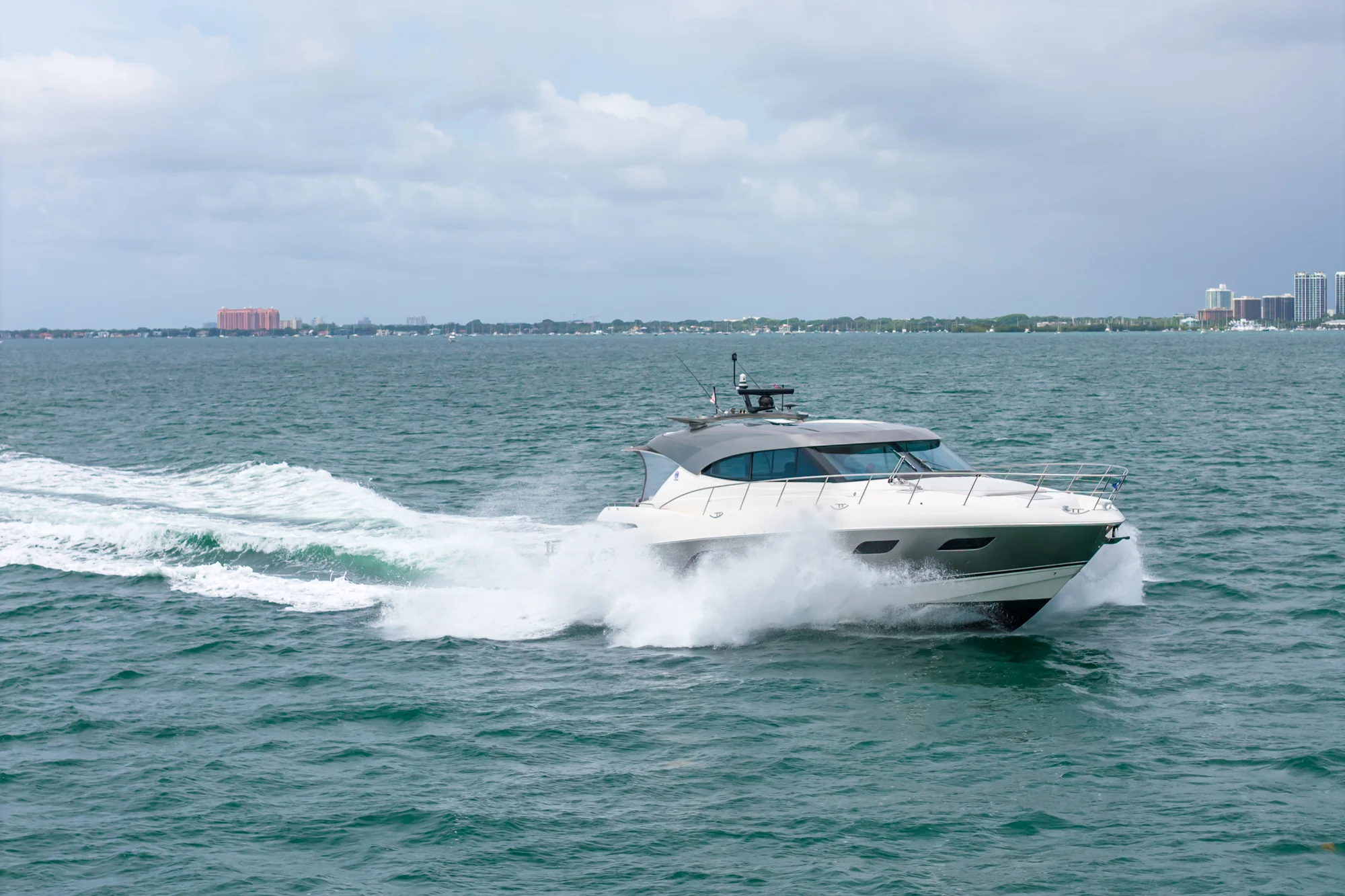 2024 Riviera 6000 SPORT YACHT Image Thumbnail #20