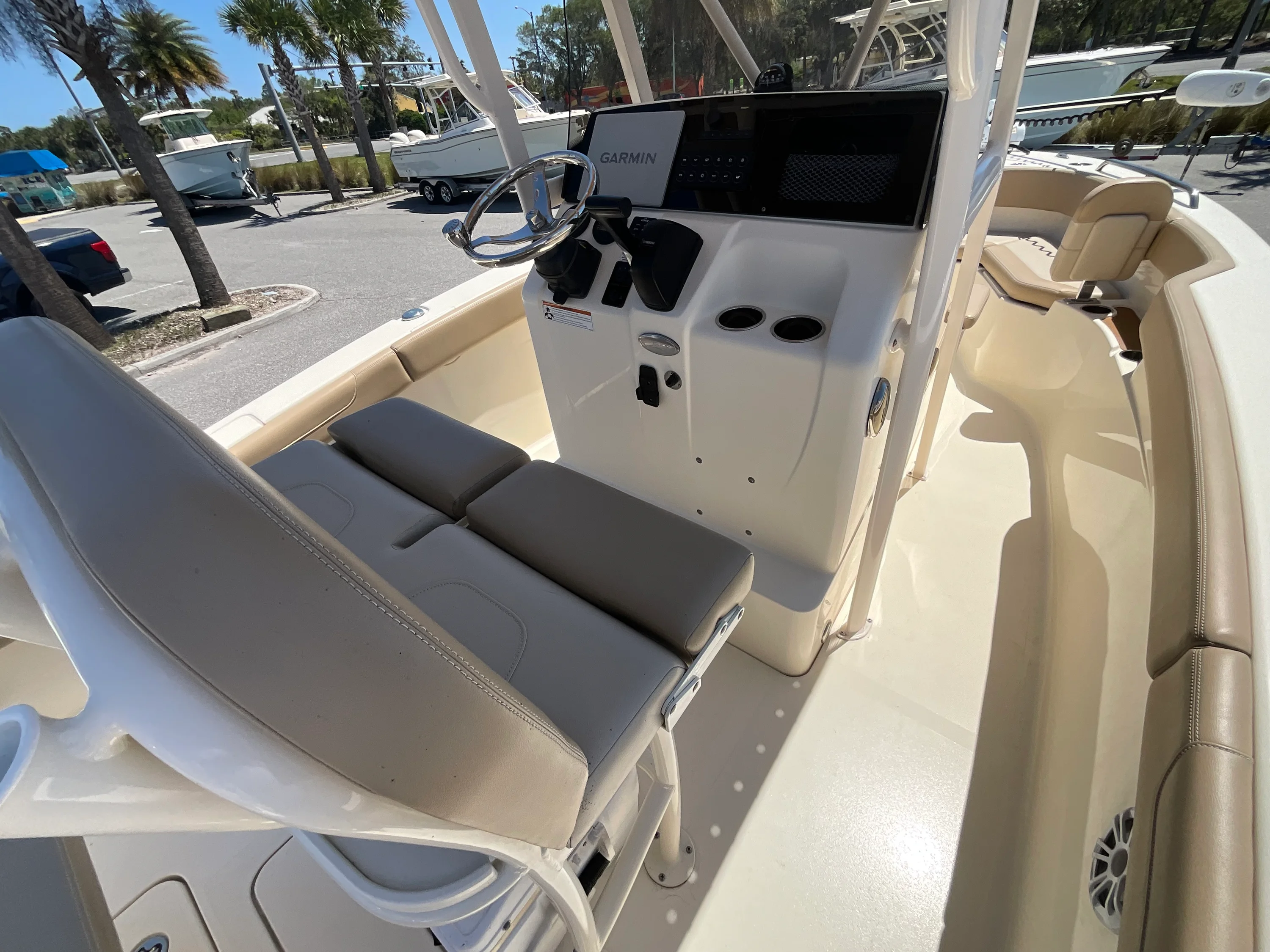 2022 Scout 215 XSF Image Thumbnail #8