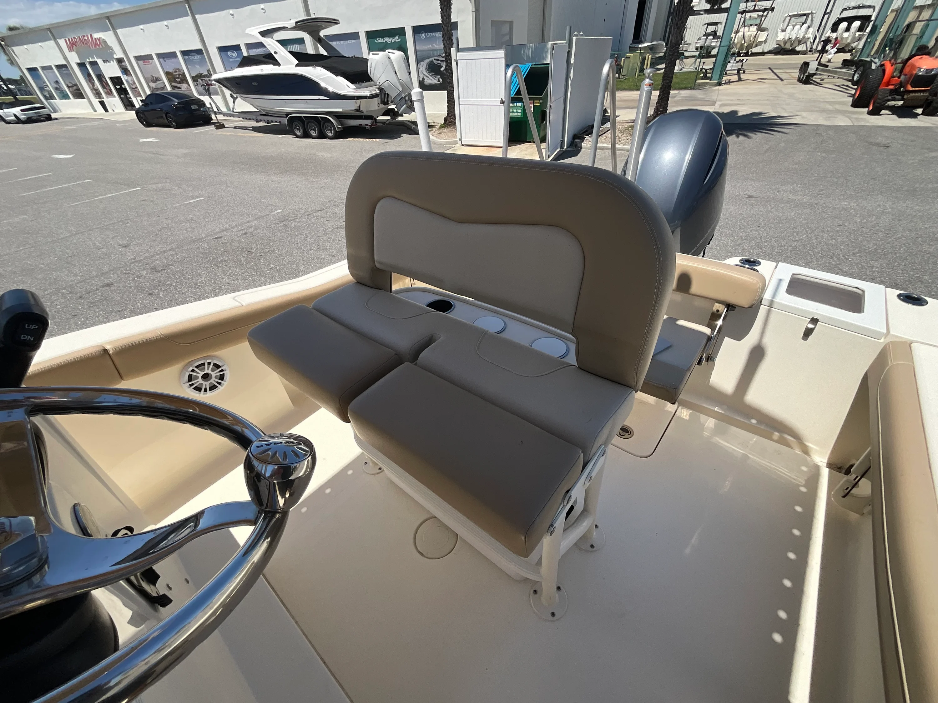 2022 Scout 215 XSF Image Thumbnail #11